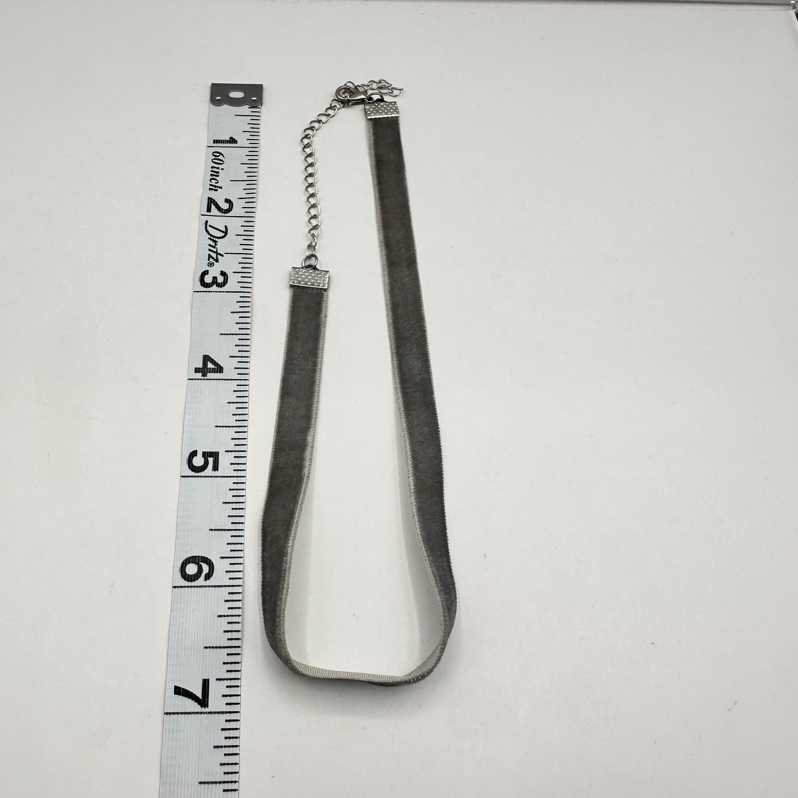 Vintage Y2K Grey Velvet Choker Necklace Silver Tone Adjustable Women's Jewelry - Thumbnail 9