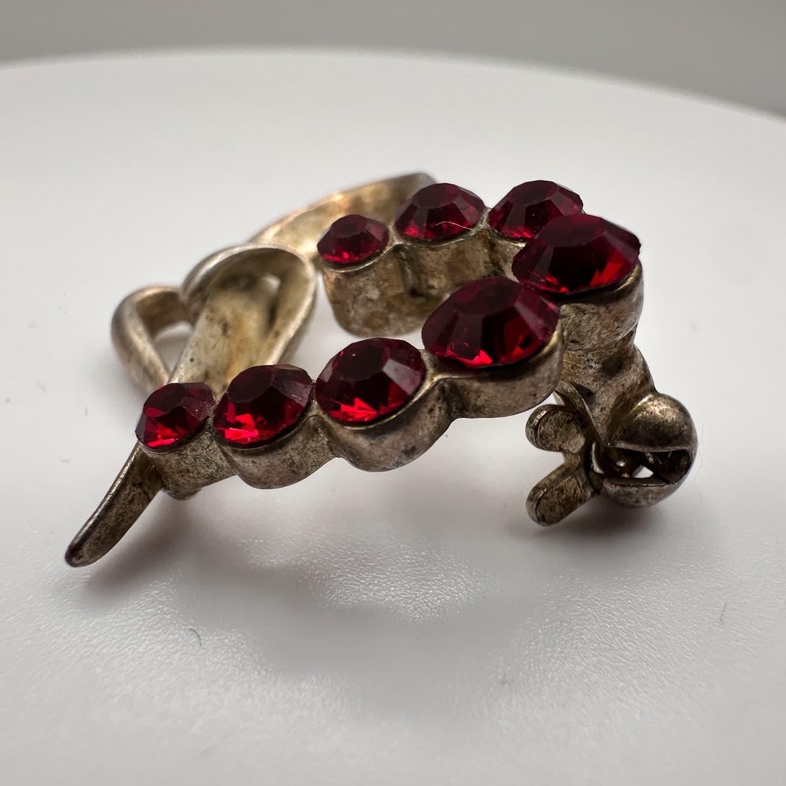 Vintage 90s Gold Tone Heart Brooch Pin Red Rhinestone Women's Fashion Jewelry - Thumbnail 4