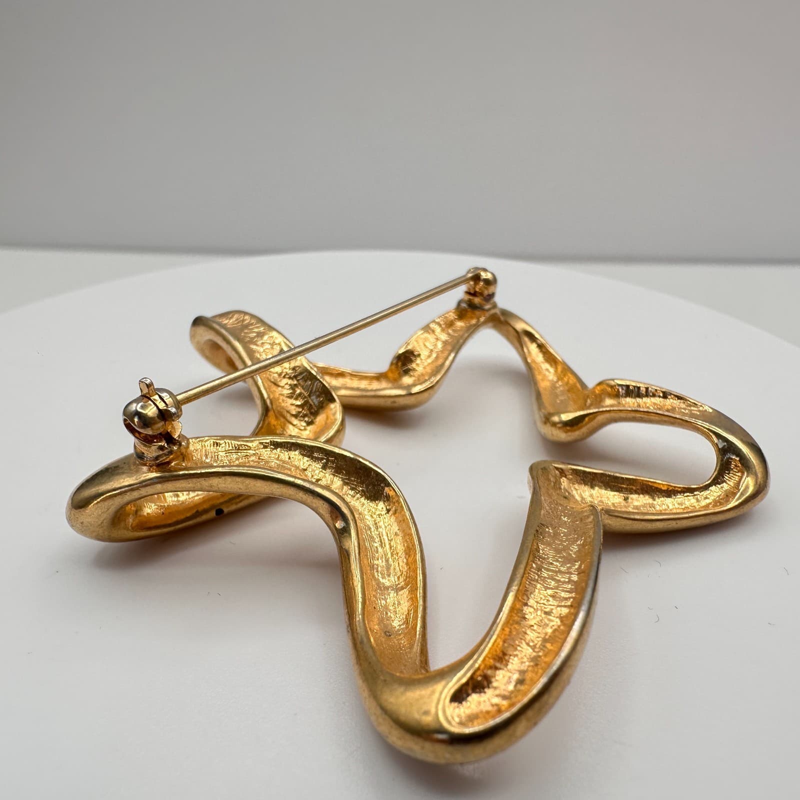 Vintage 90s Gold Tone Abstract Star Brooch Pin Minimalist Fashion Jewelry - Thumbnail 5