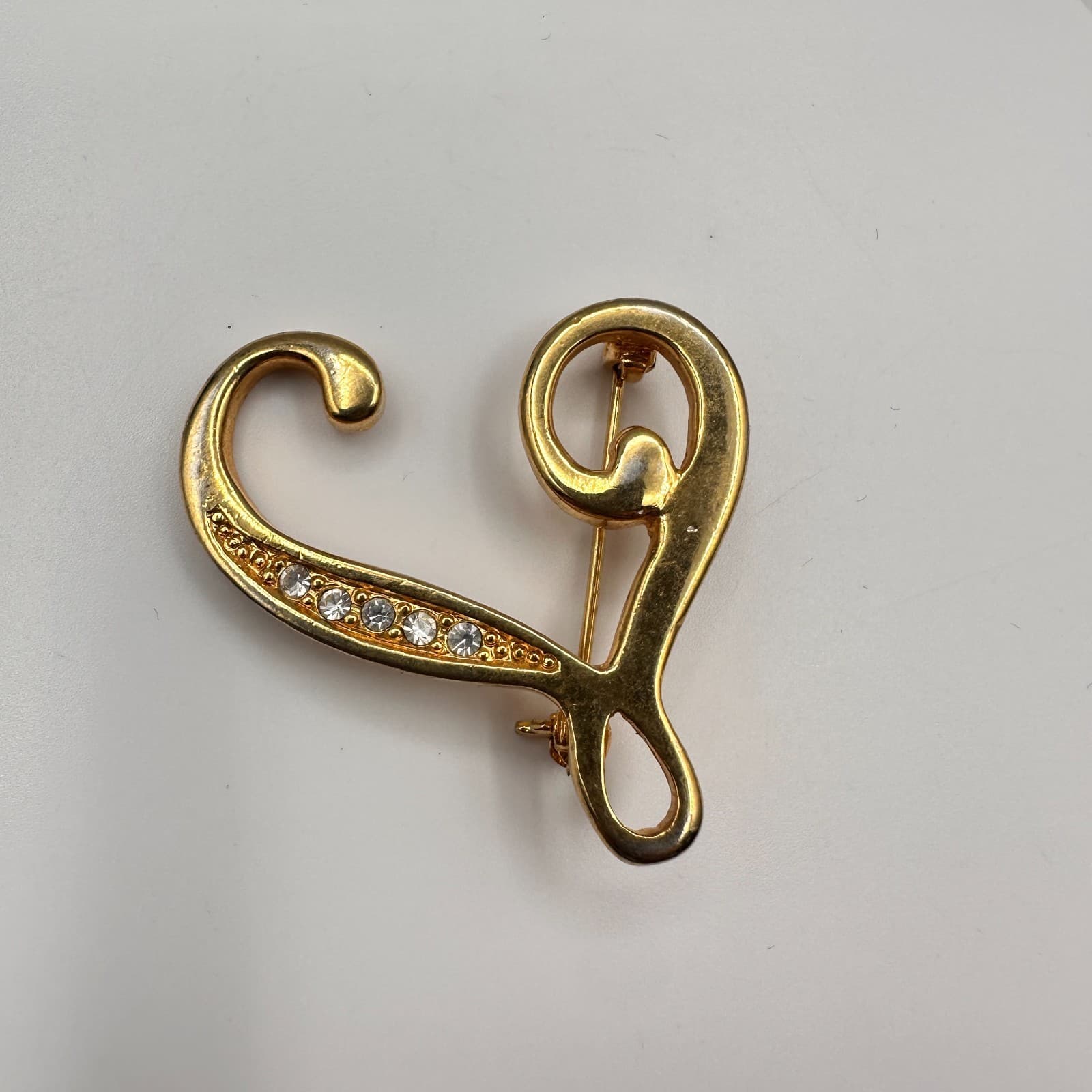 Vintage 80s Gold Tone Swirl Heart Brooch Pin Clear Rhinestone Statement Jewelry - Thumbnail 2