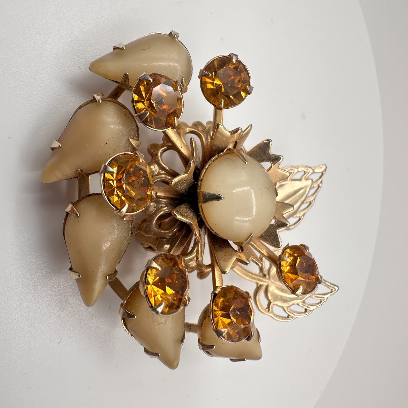 Vintage 80s Gold Tone Floral Brooch Pin Amber Rhinestone Cream Cabochon Jewelry - Thumbnail 4