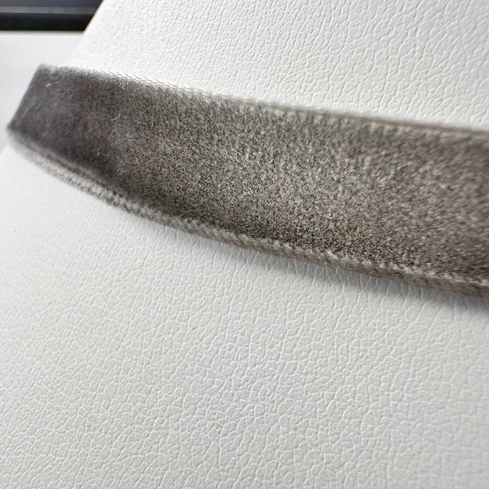 Vintage Y2K Grey Velvet Choker Necklace Silver Tone Adjustable Women's Jewelry - Thumbnail 3