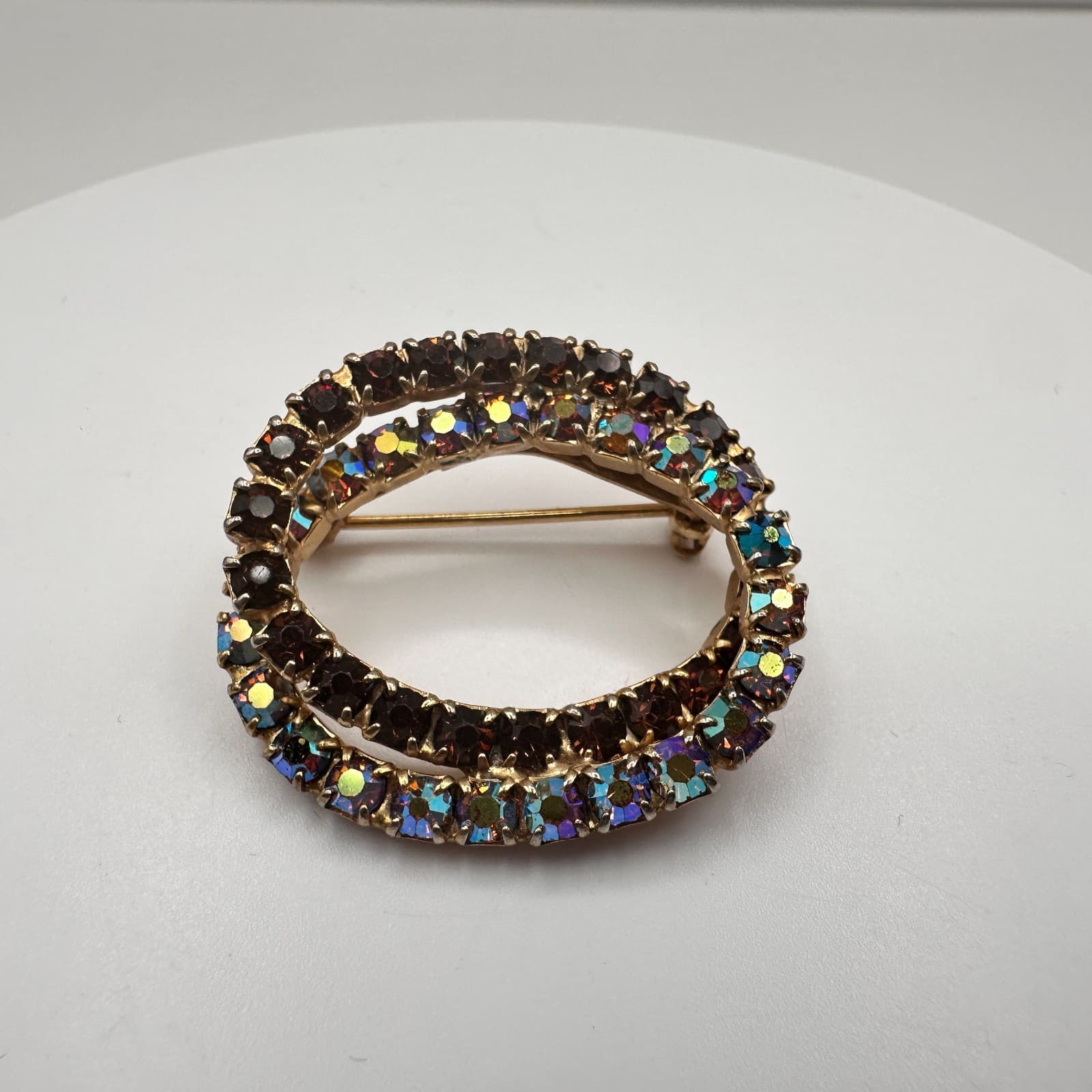 Vintage 80s Aurora Borealis Brown Rhinestone Circle Brooch Gold Tone Jewelry - Thumbnail 2