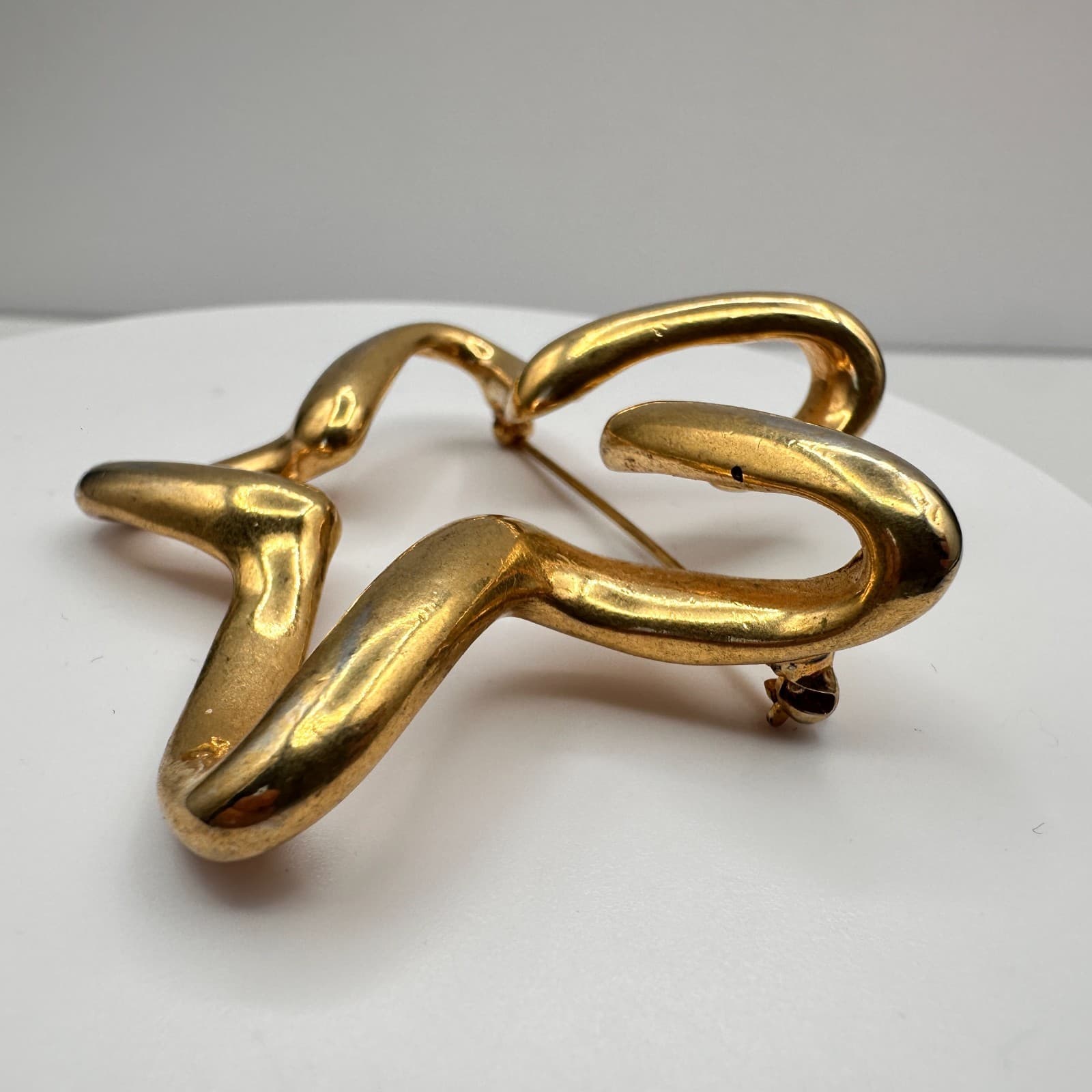 Vintage 90s Gold Tone Abstract Star Brooch Pin Minimalist Fashion Jewelry - Thumbnail 4