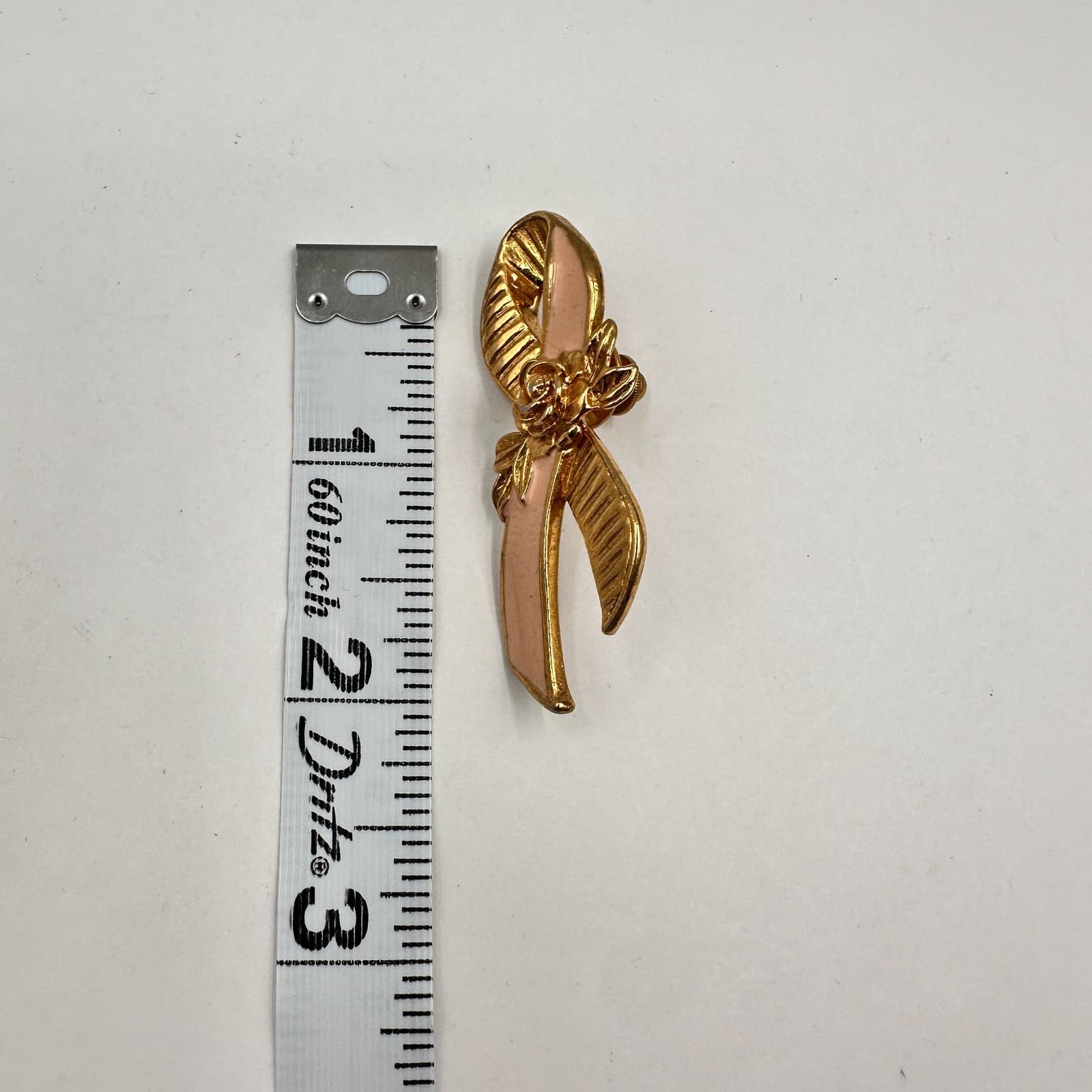 Vintage 90s Avon Pink Ribbon Floral Brooch Pin Gold Tone Breast Cancer Awareness - Thumbnail 7