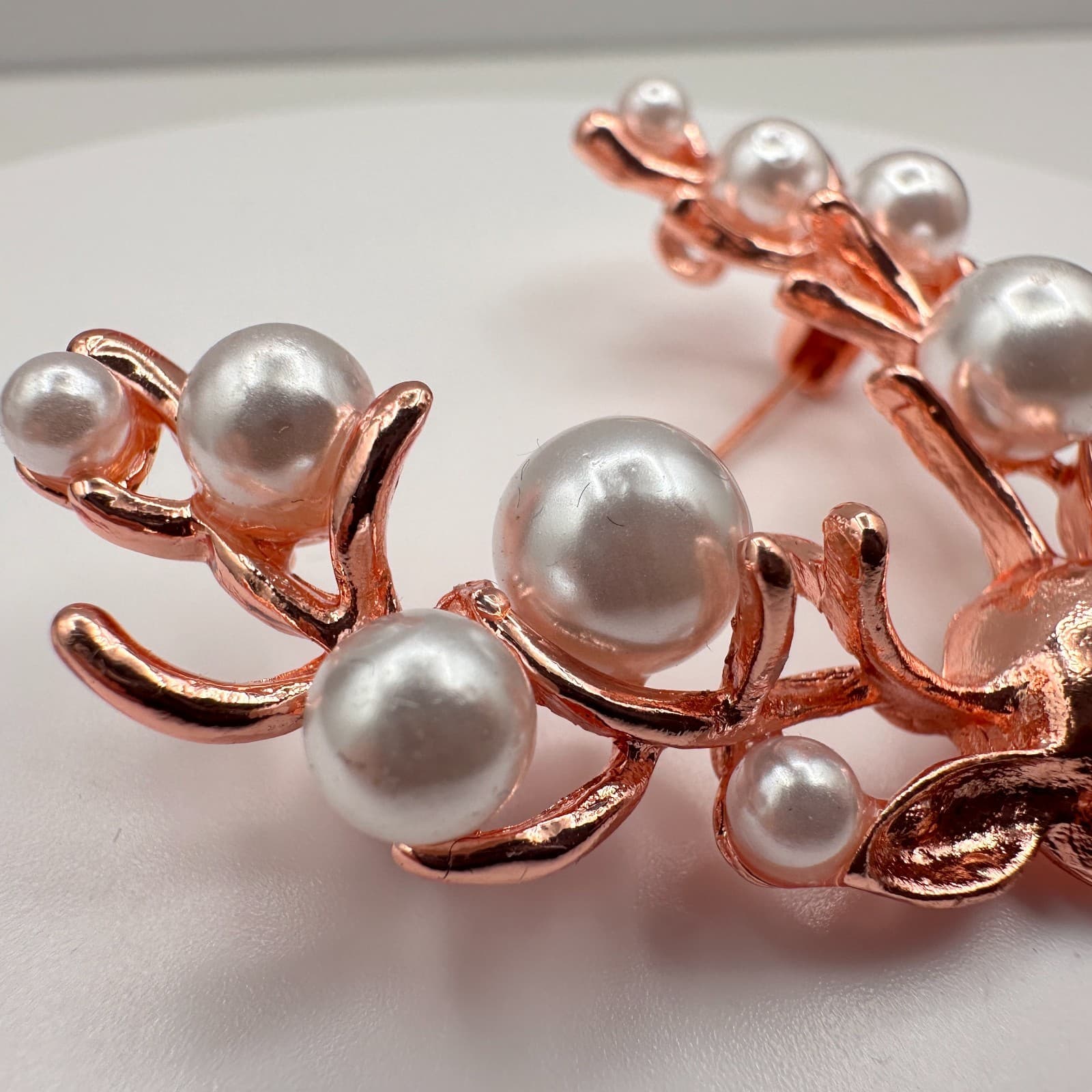 Vintage 90s Rose Gold Tone Faux Pearl Deer Antler Brooch Pin Reindeer Jewelry - Thumbnail 5