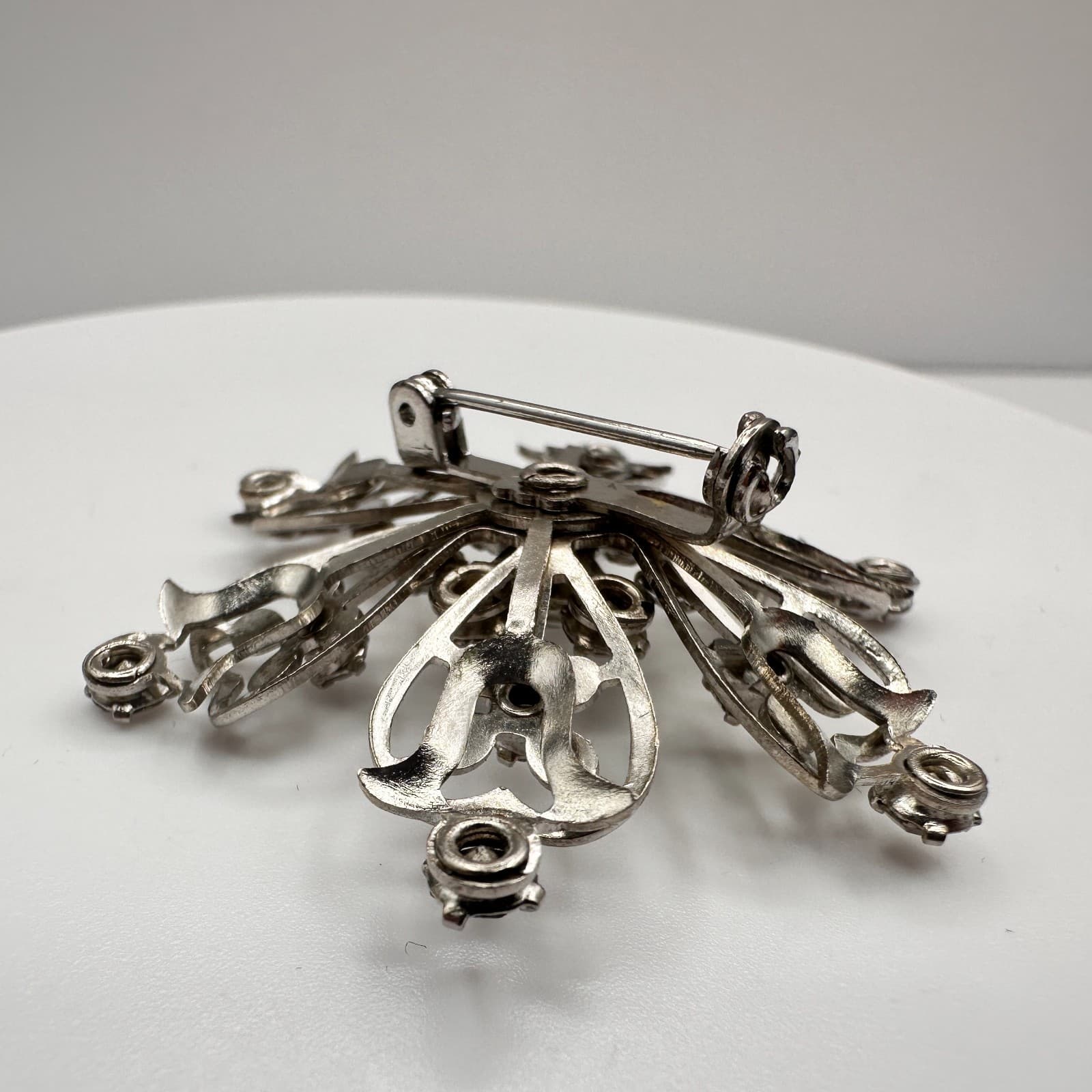 Vintage 80s Silver Tone Floral Brooch Pin Clear Rhinestone Women's Jewelry - Thumbnail 5
