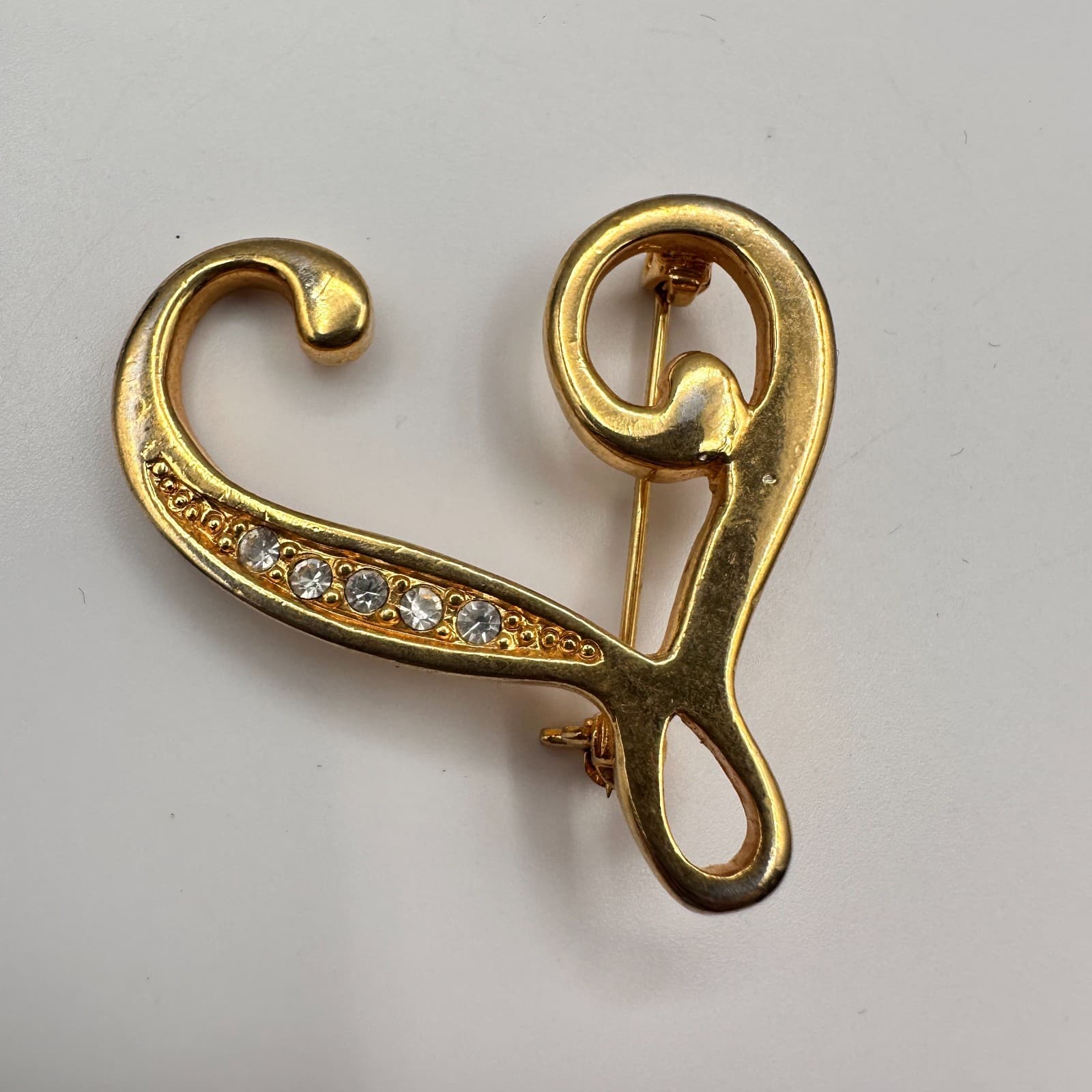 Vintage 80s Gold Tone Swirl Heart Brooch Pin Clear Rhinestone Statement Jewelry - Thumbnail 3