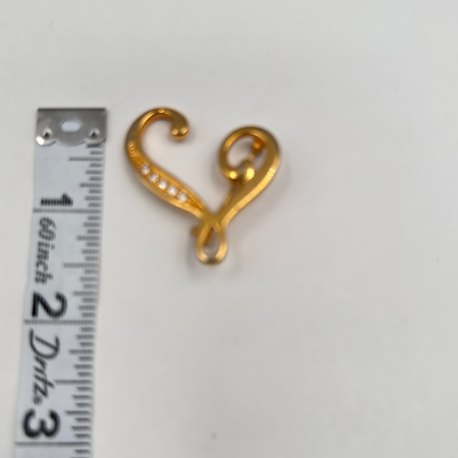 Vintage 80s Gold Tone Swirl Heart Brooch Pin Clear Rhinestone Statement Jewelry - Thumbnail 8