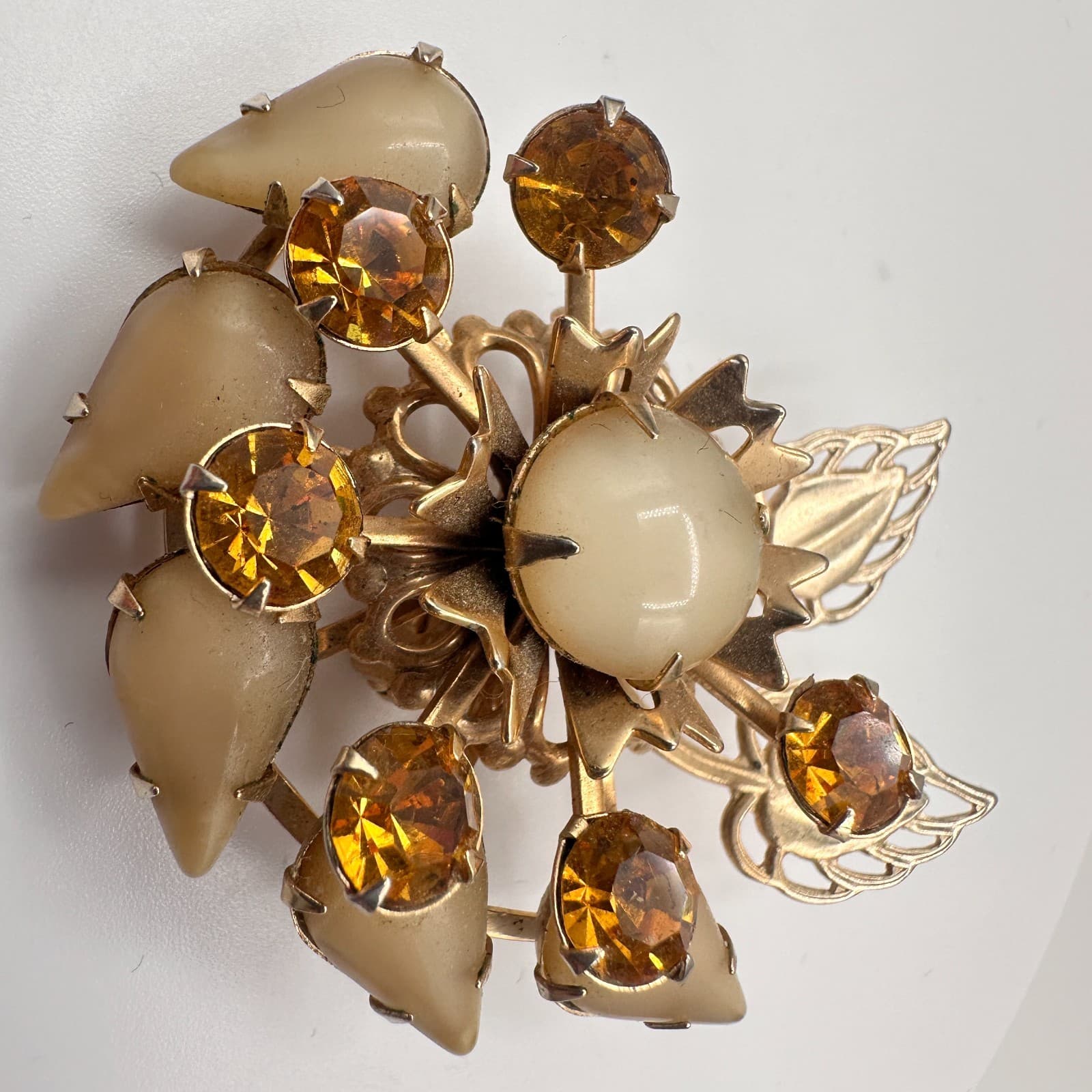 Vintage 80s Gold Tone Floral Brooch Pin Amber Rhinestone Cream Cabochon Jewelry - Thumbnail 5