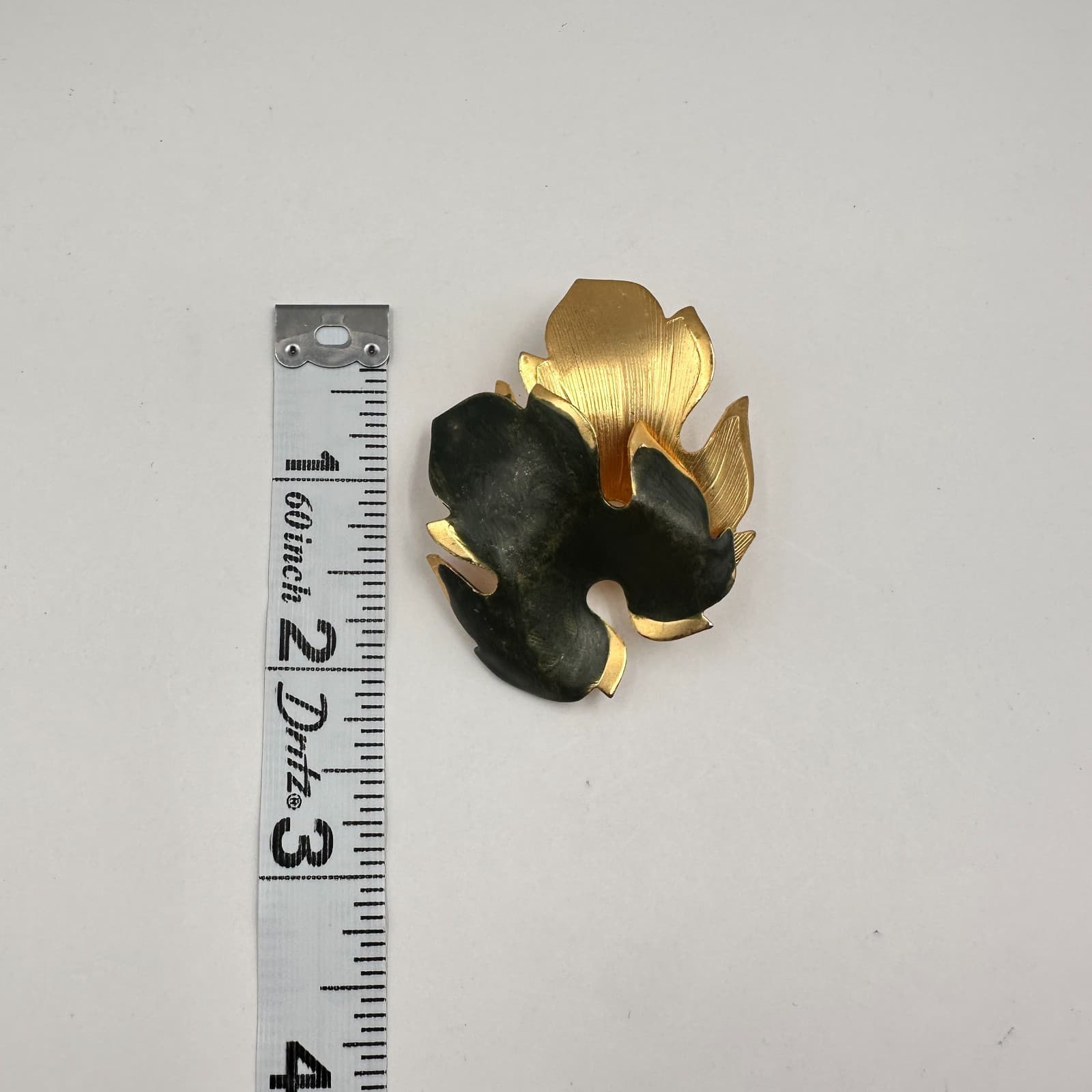 Vintage 80s Gold Tone Brutalist Leaf Textured Brooch Pin Statement Jewelry - Thumbnail 8