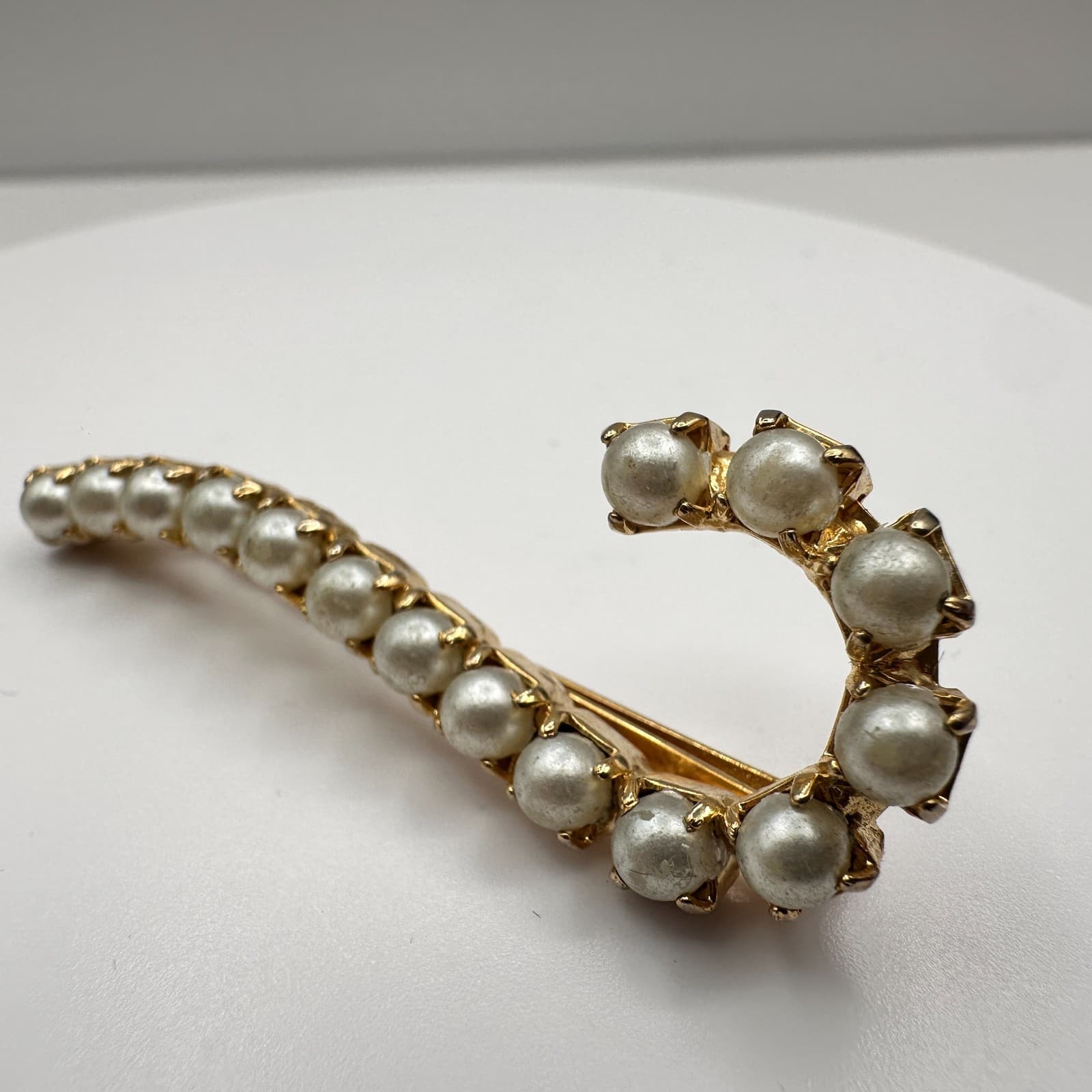 Vintage 90s Gold Tone Faux Pearl Candy Cane Brooch Pin Retro Statement Jewelry - Thumbnail 4