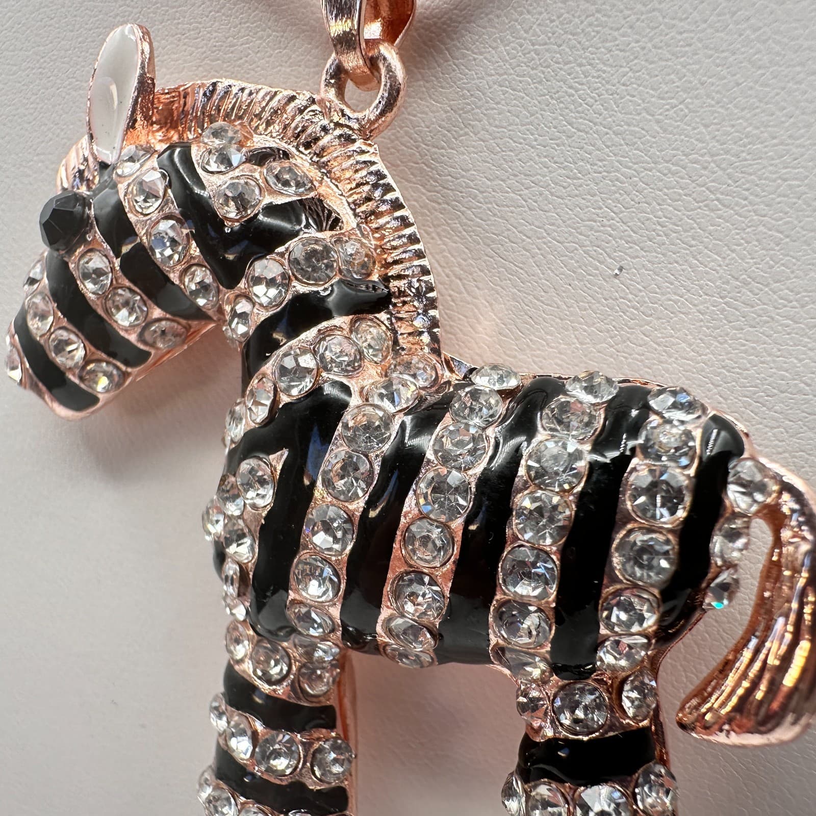 Vintage 90s Betsey Johnson Zebra Pendant Necklace Rose Gold Tone Fashion Jewelry - Thumbnail 7