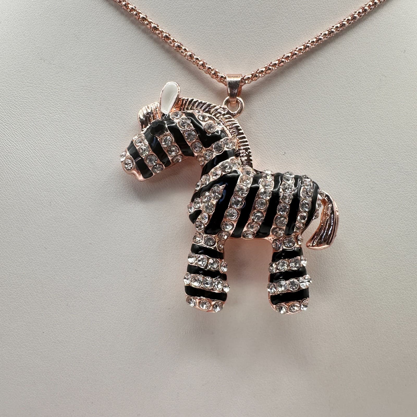Vintage 90s Betsey Johnson Zebra Pendant Necklace Rose Gold Tone Fashion Jewelry - Thumbnail 2