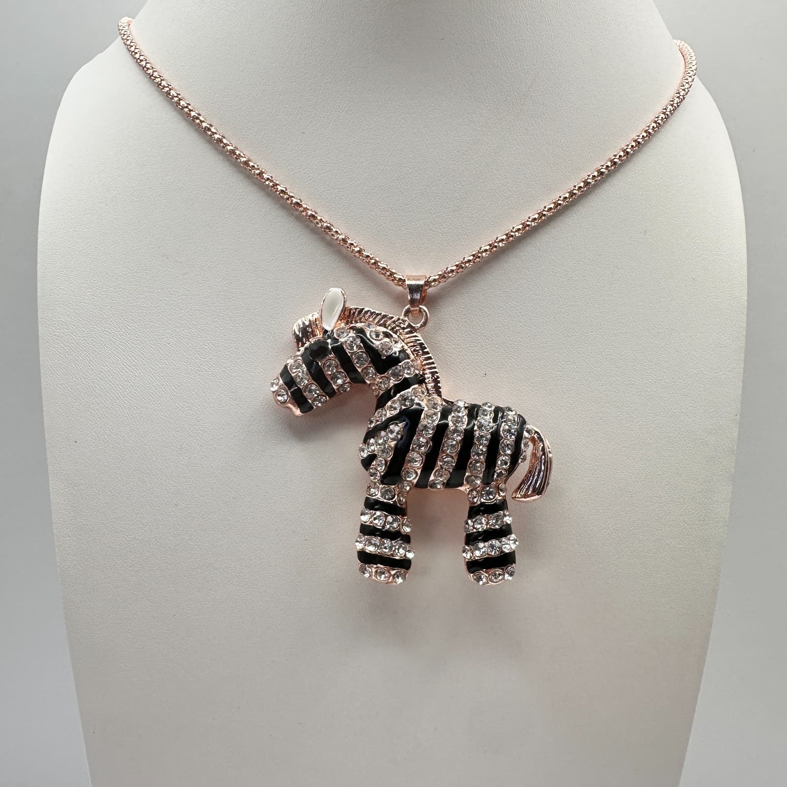 Vintage 90s Betsey Johnson Zebra Pendant Necklace Rose Gold Tone Fashion Jewelry - Thumbnail 3