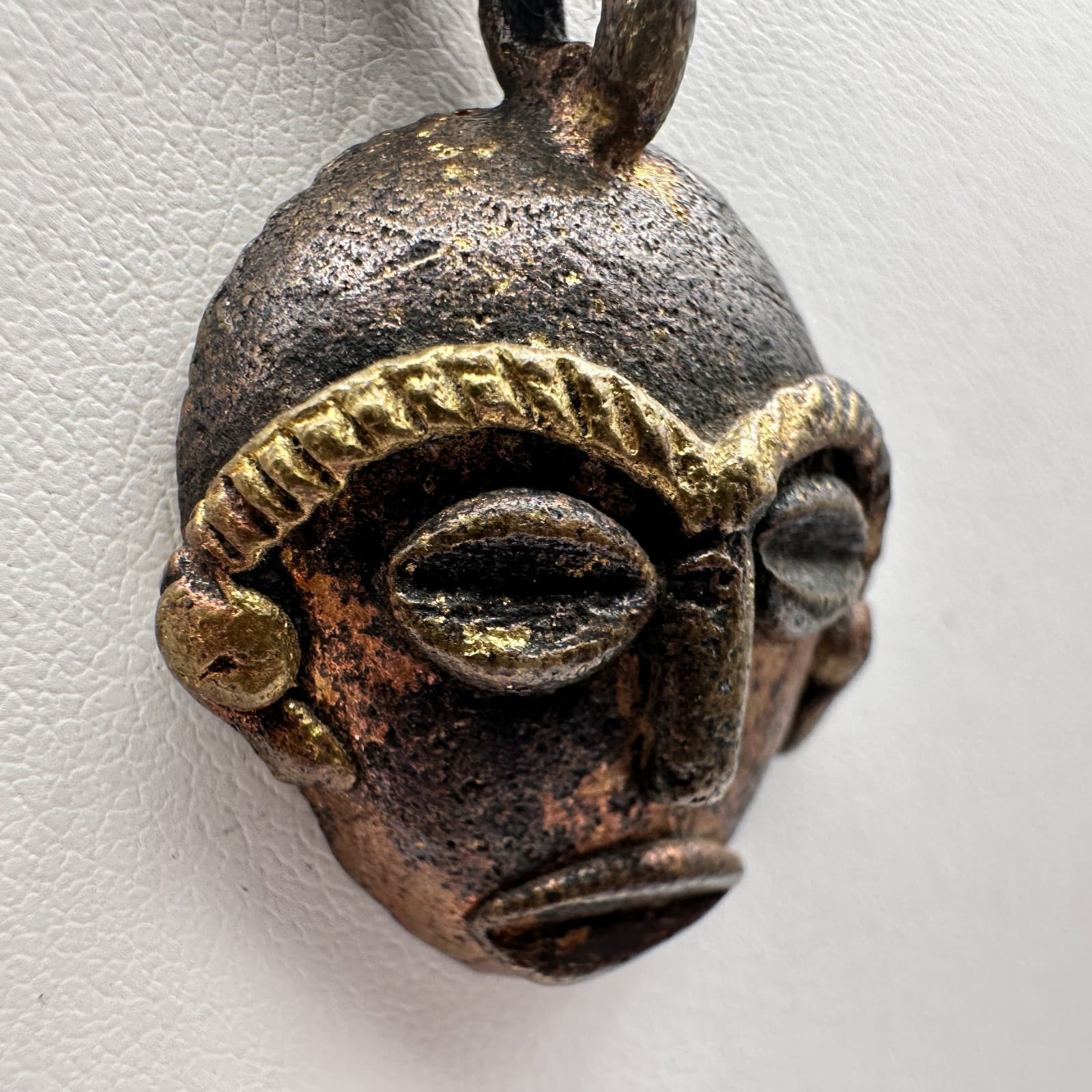 Vintage 90s Bronze Tone Tribal Mask Pendant Necklace Women's Classic Jewelry - Thumbnail 5