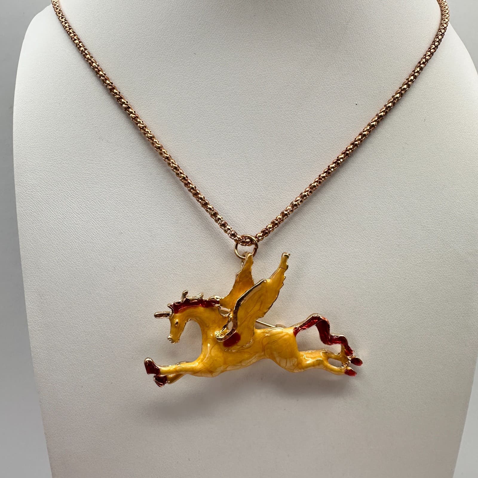 Vintage 80s Unicorn Pegasus Brooch-Pendant Necklace Yellow Red Enamel Jewelry - Thumbnail 3