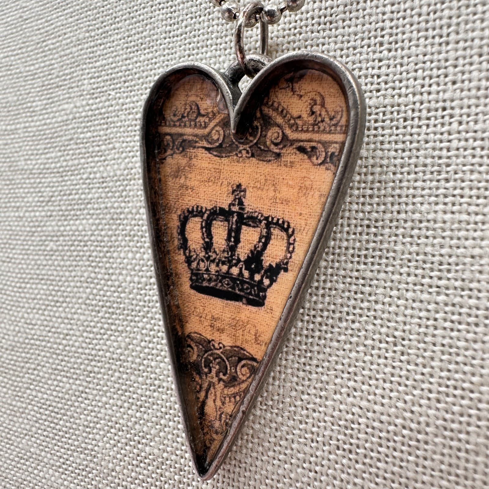 Vintage Y2K Silver Tone Ball Chain Heart Crown Pendant Neccklace Women's Jewelry - Thumbnail 6