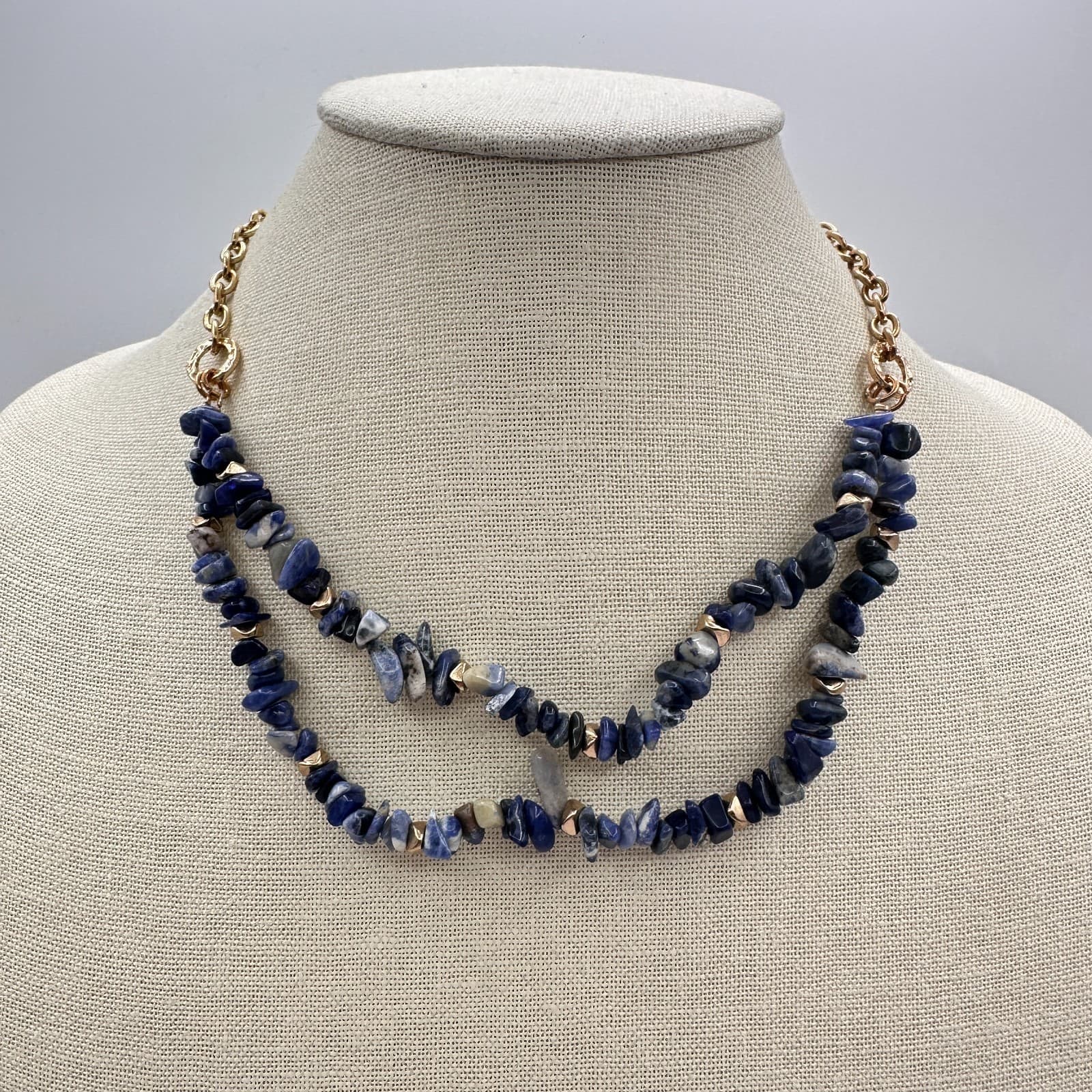 Vintage Y2K Gold Tone Double Strand Blue Sodalite Chip Chunky Necklace Jewelry - Image 1