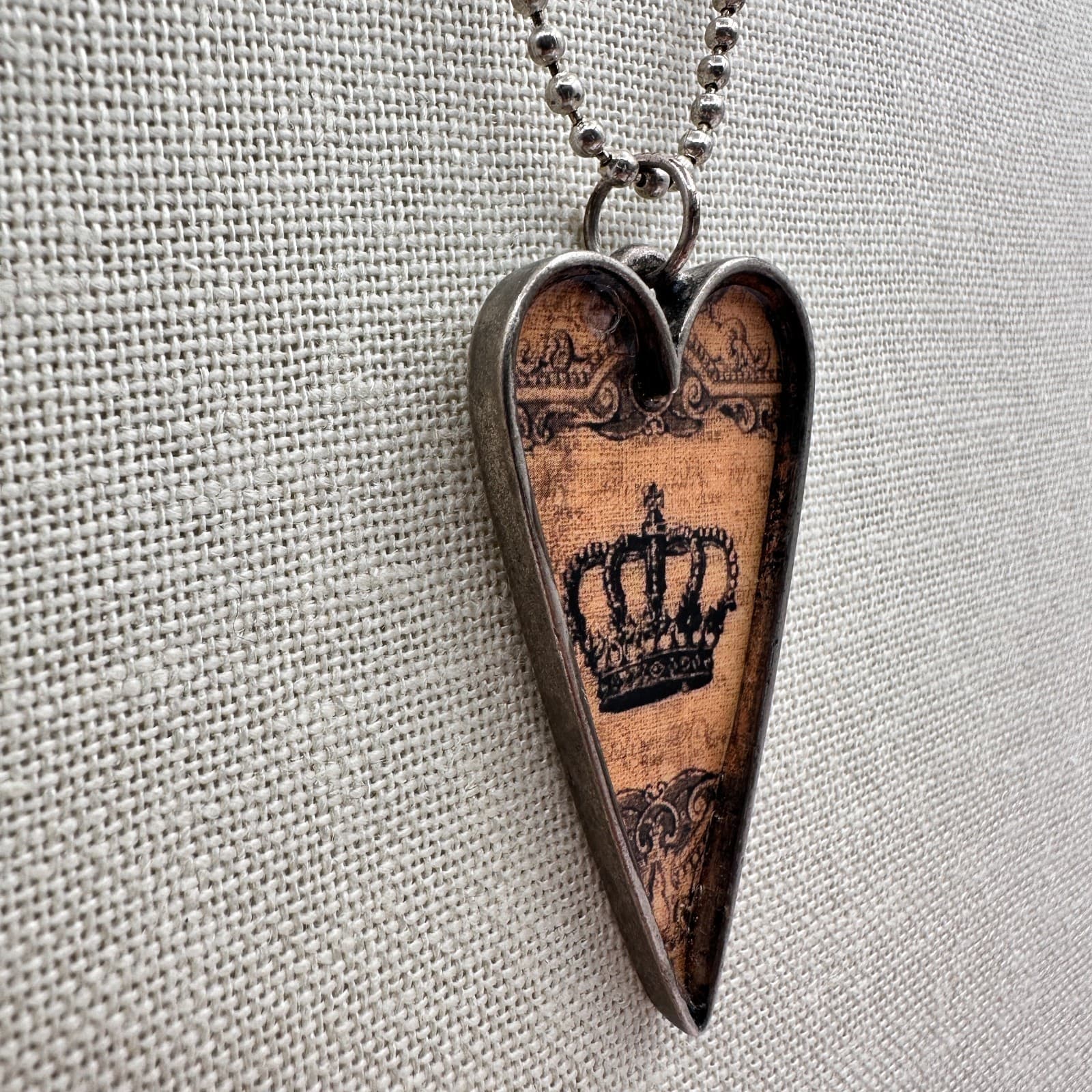 Vintage Y2K Silver Tone Ball Chain Heart Crown Pendant Neccklace Women's Jewelry - Thumbnail 4