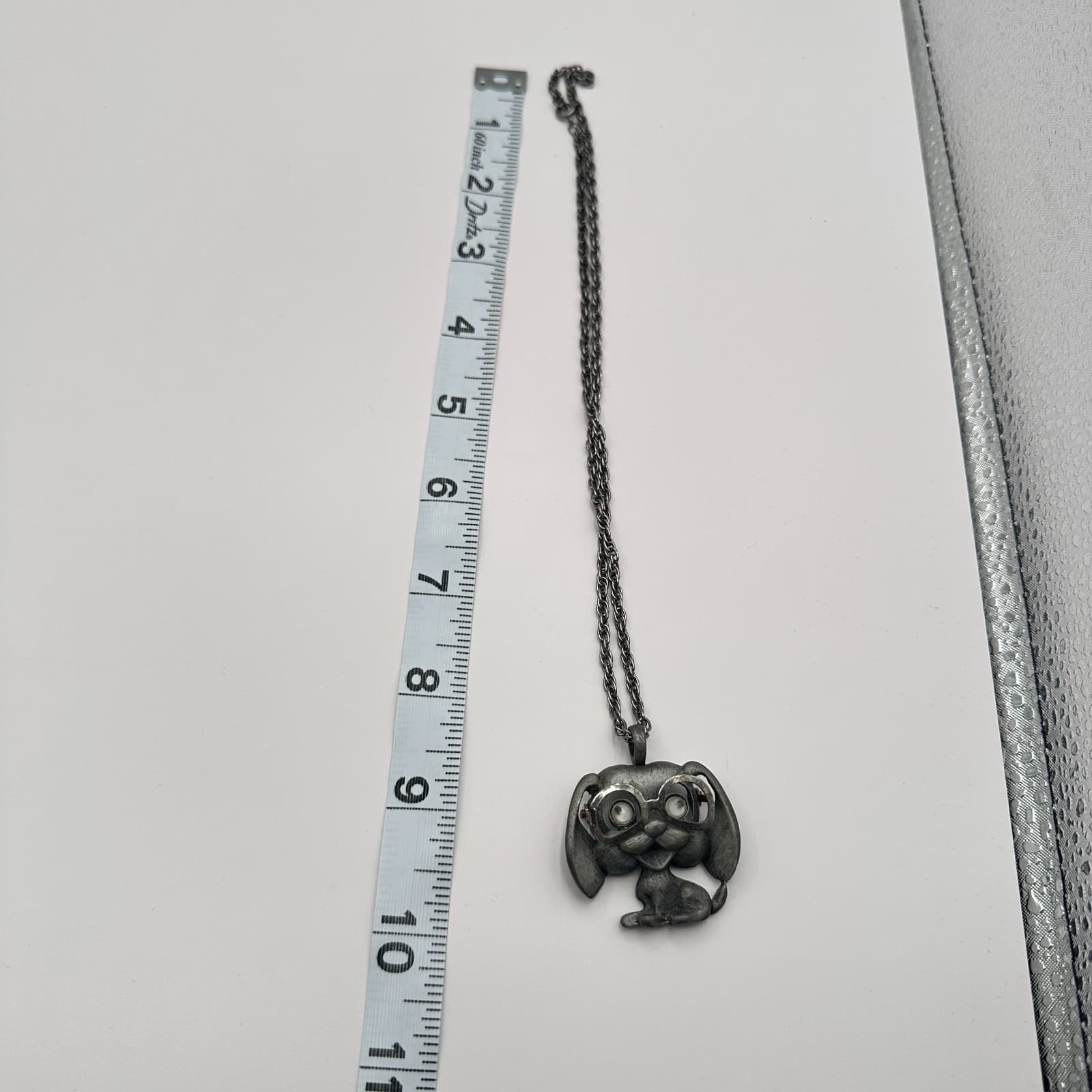 Vintage 80s Moveable Googly Eyes Dog Silver Tone Pendant Necklace Jewelry - Thumbnail 9