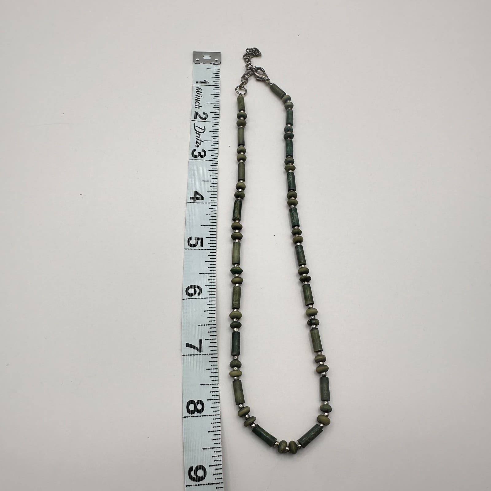 Vintage 90s Green Tube & Flat Disc Stone Beaded Necklace Silver Tone Jewelry - Thumbnail 10