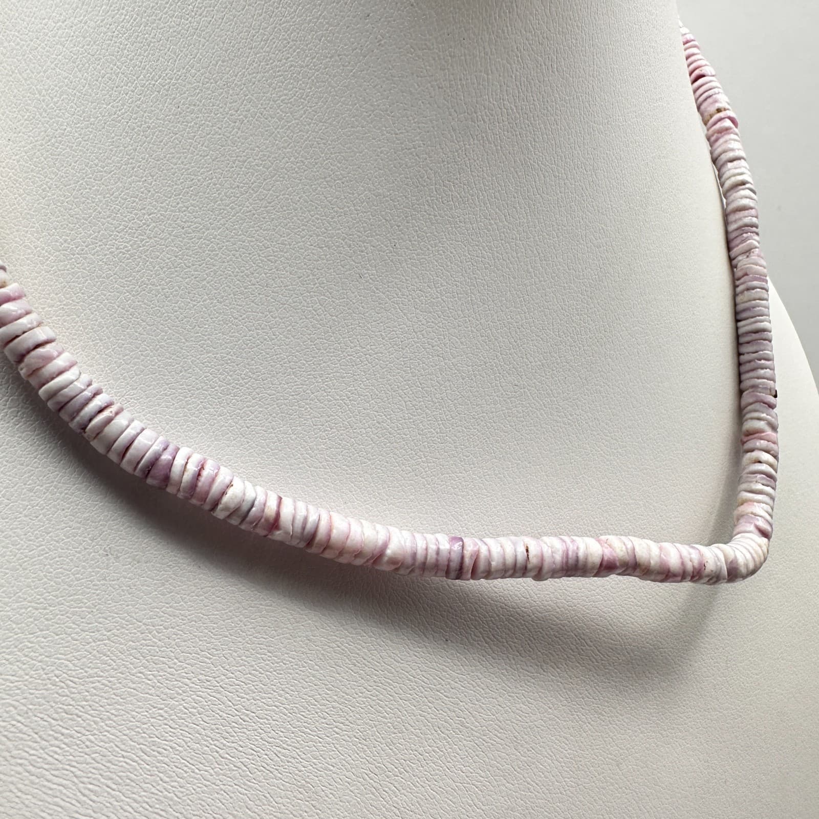 Vintage 80s 90s Purple White Shell Heishi Bead Boho Beach Estate Necklace - Thumbnail 3