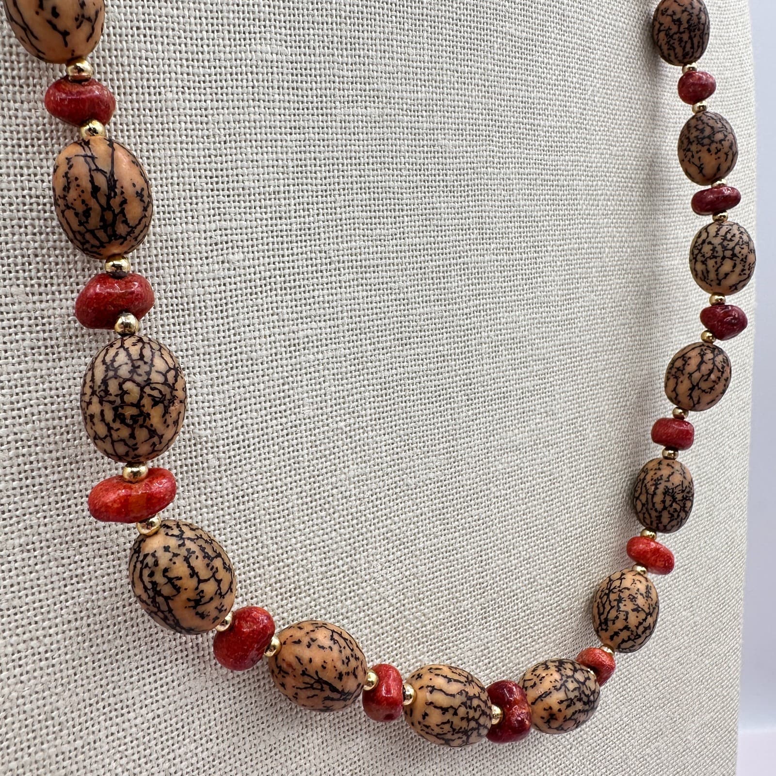 Vintage 90s Gold Tone Jasper & Wooden Beaded Necklace Women's Classic Jewelry - Thumbnail 4