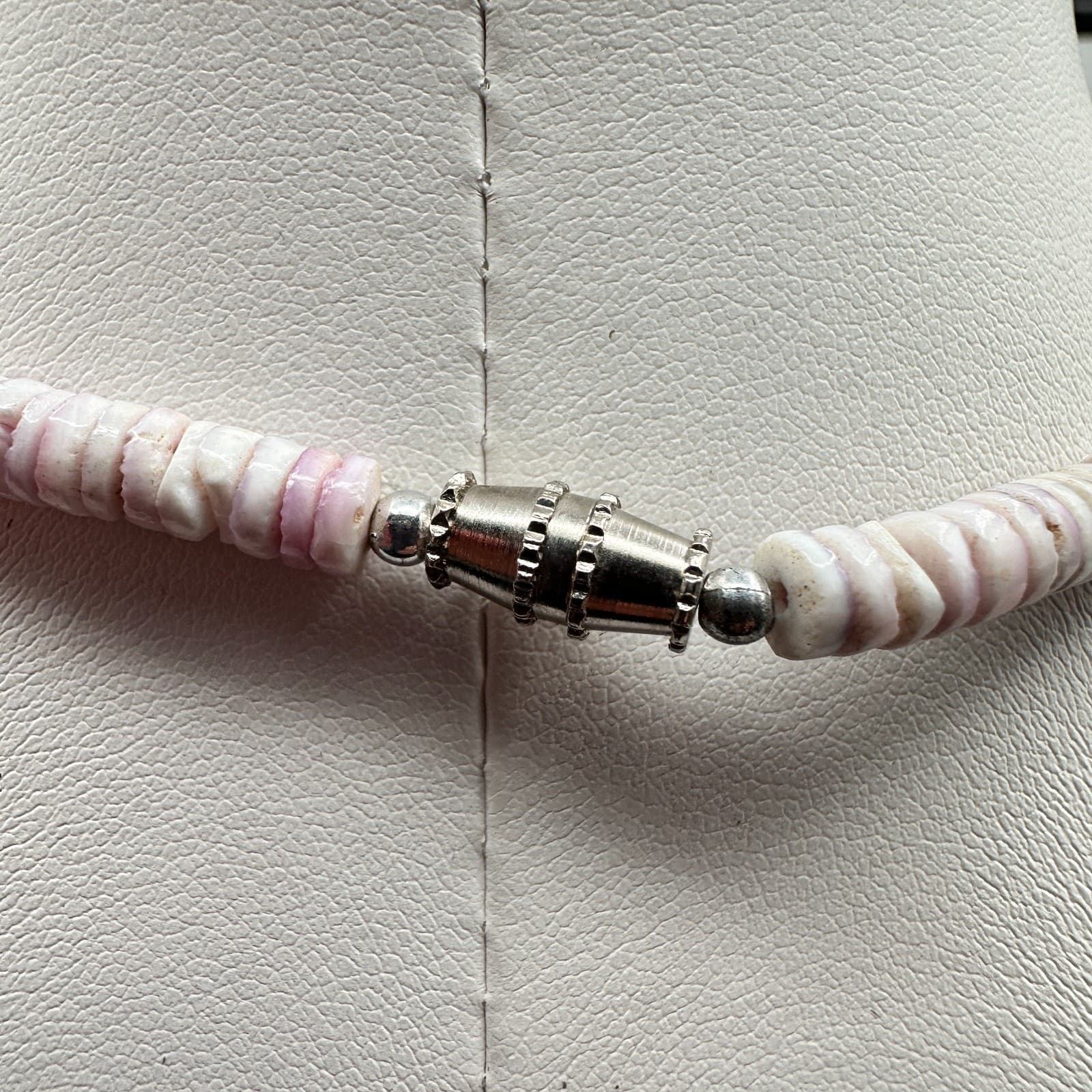 Vintage 80s 90s Purple White Shell Heishi Bead Boho Beach Estate Necklace - Thumbnail 8