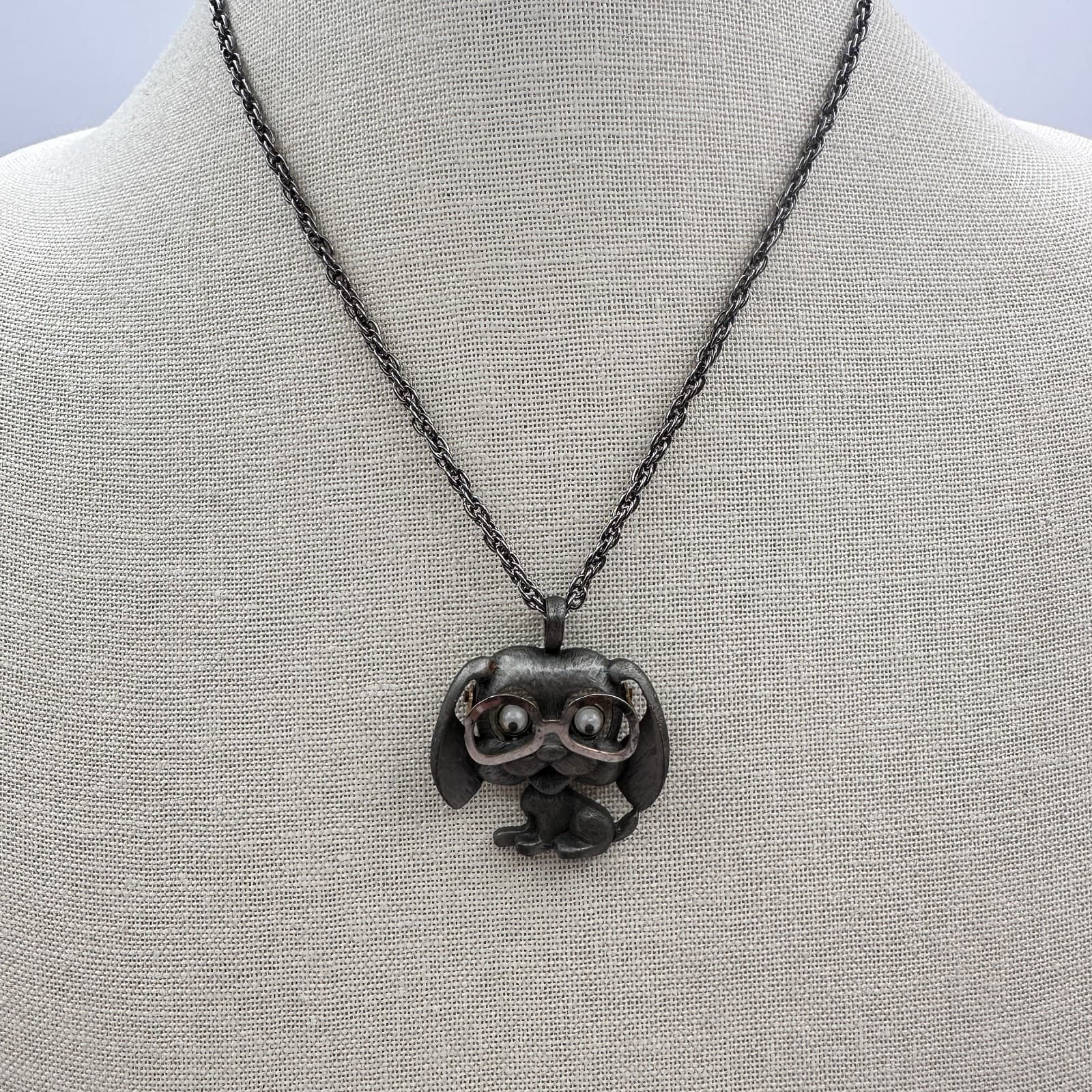 Vintage 80s Moveable Googly Eyes Dog Silver Tone Pendant Necklace Jewelry - Thumbnail 3