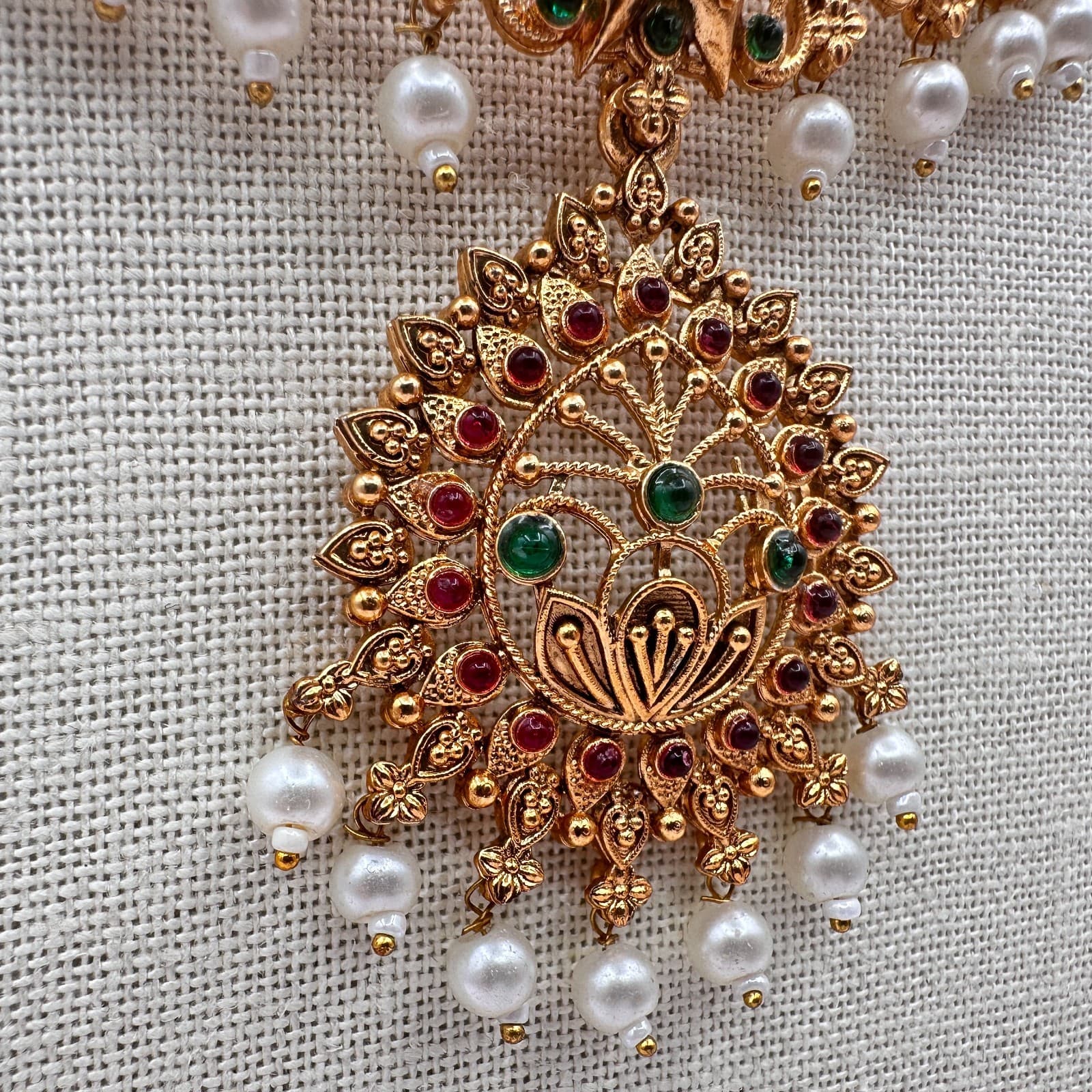 Vintage Y2K Gold Tone Cabochons Faux Pearl Necklace Women's Classic Jewelry - Thumbnail 10