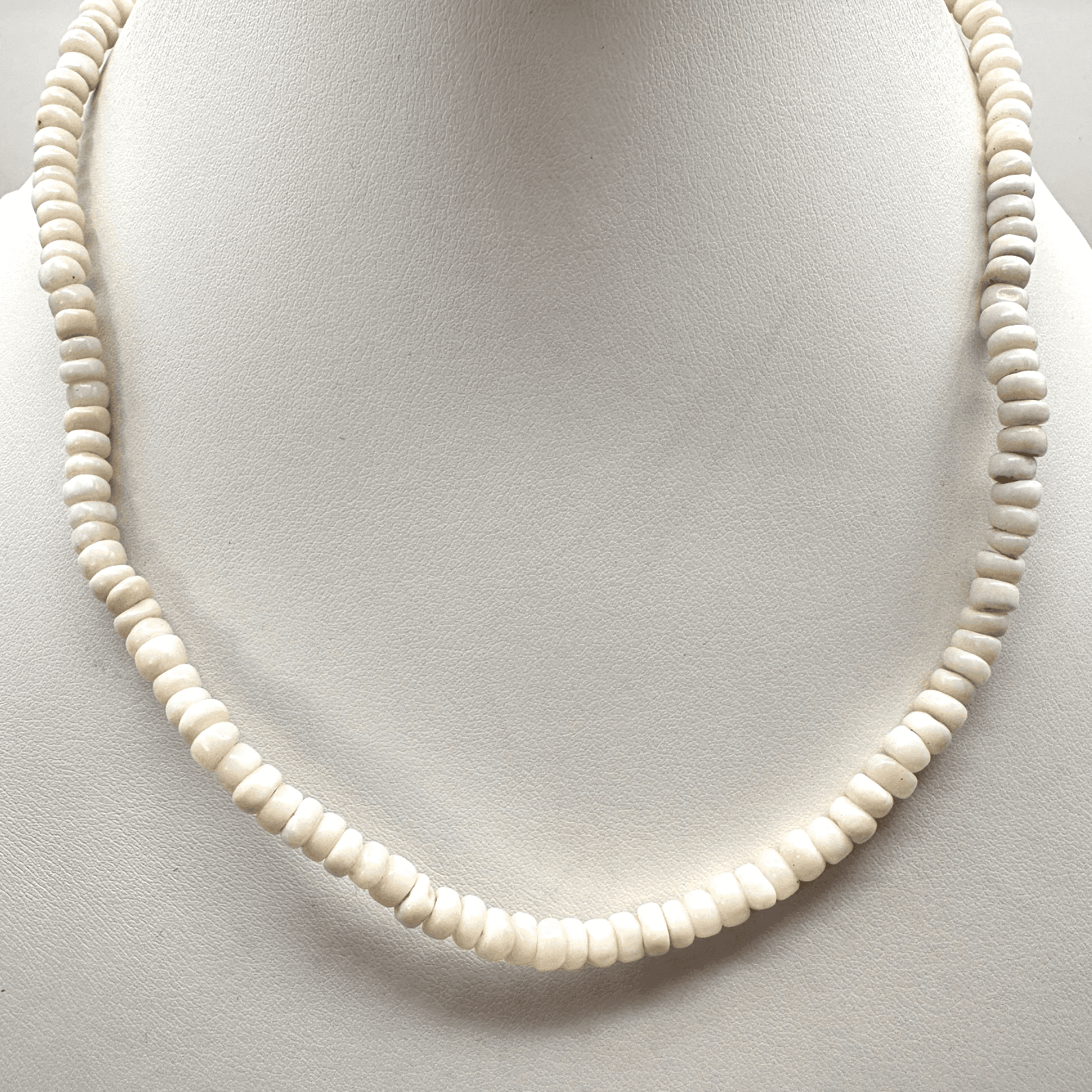 Vintage 90s White Heishe Beaded Necklace Silver Tone Women's Classic Jewelry - Image 1