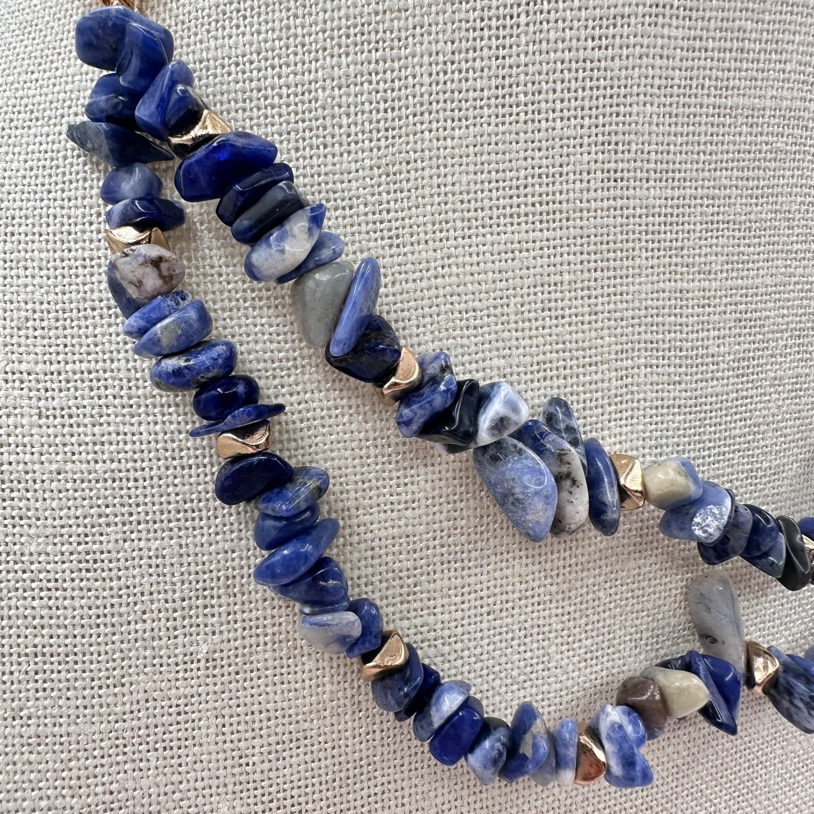 Vintage Y2K Gold Tone Double Strand Blue Sodalite Chip Chunky Necklace Jewelry - Thumbnail 3