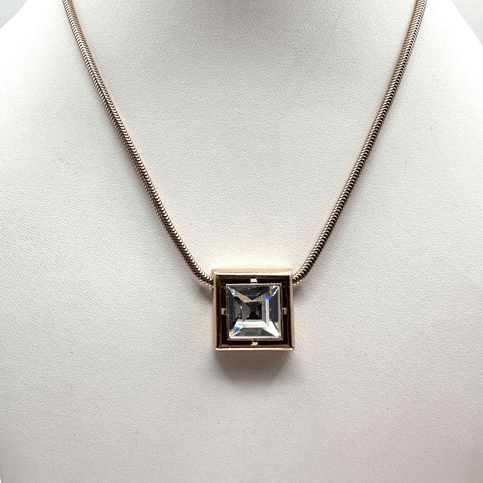 Vintage 90s Avon Gold Tone Square Rhinestone Pendant Snake Skin Necklace Jewelry - Thumbnail 2