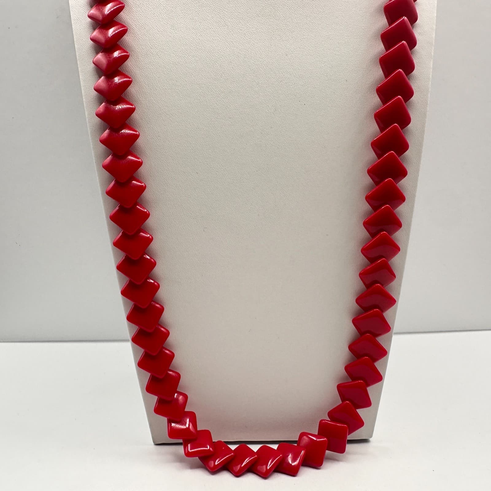 Vintage 90s Red Square Shape Beaded Necklace Statement Womens Jewelry - Thumbnail 4