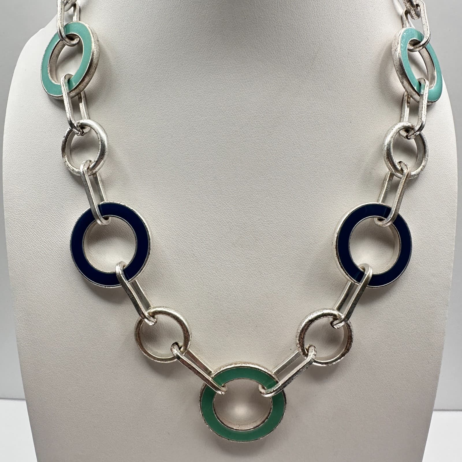 Vintage 90s Silver Tone Enamel Circle Link Statement Necklace Classic Jewelry - Thumbnail 9