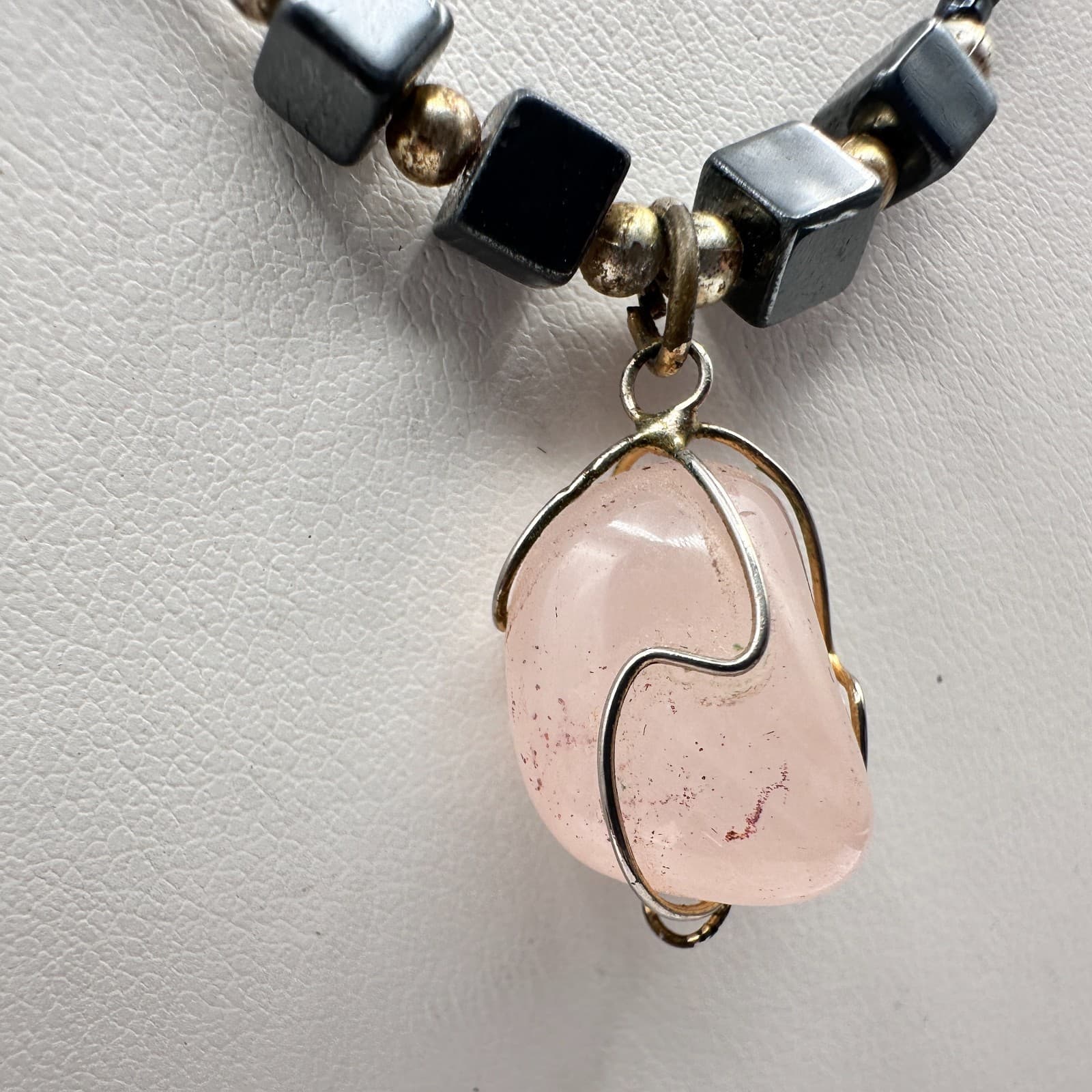 Vintage 90s Rose Quartz Black Beaded Wire Wrapped Pendant Necklace Jewelry - Image 1