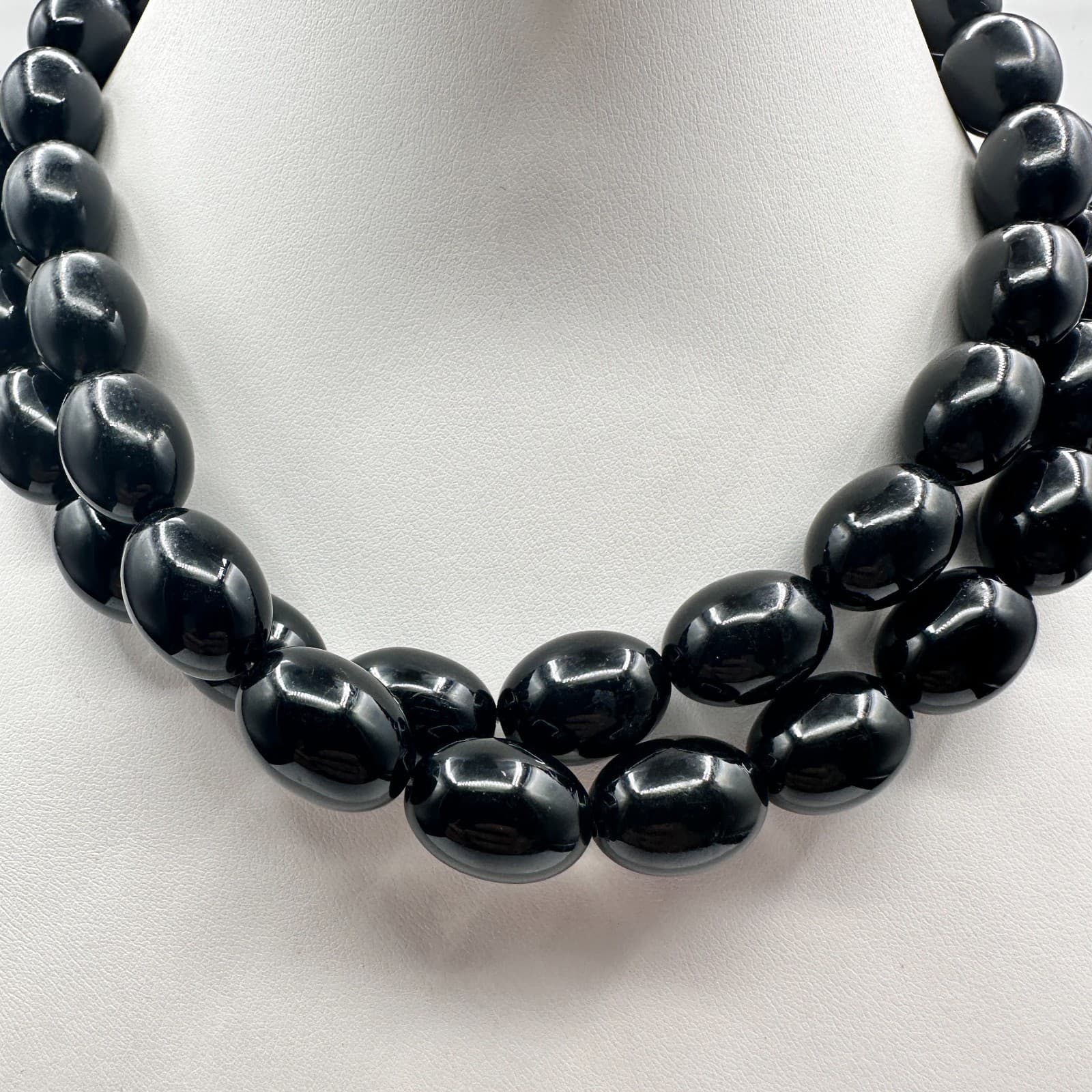 Vintage 90s Black Oval Beaded Multi Strand Necklace Statement Women's Jewelry - Thumbnail 2