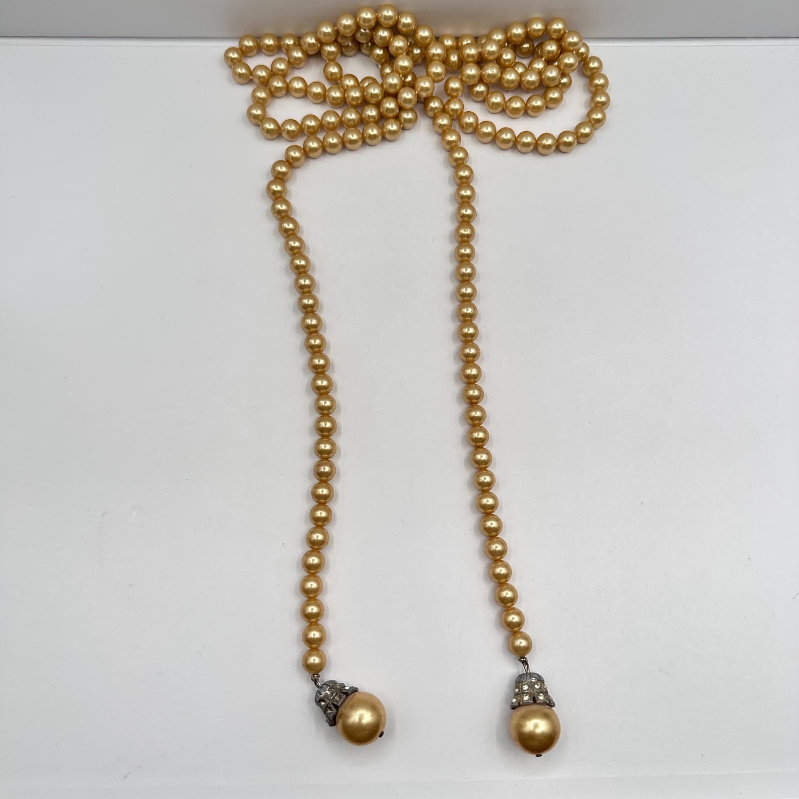 Vintage 90s Gold Tone Faux Pearl Lariat Necklace Statement Fashion Jewelry - Image 1