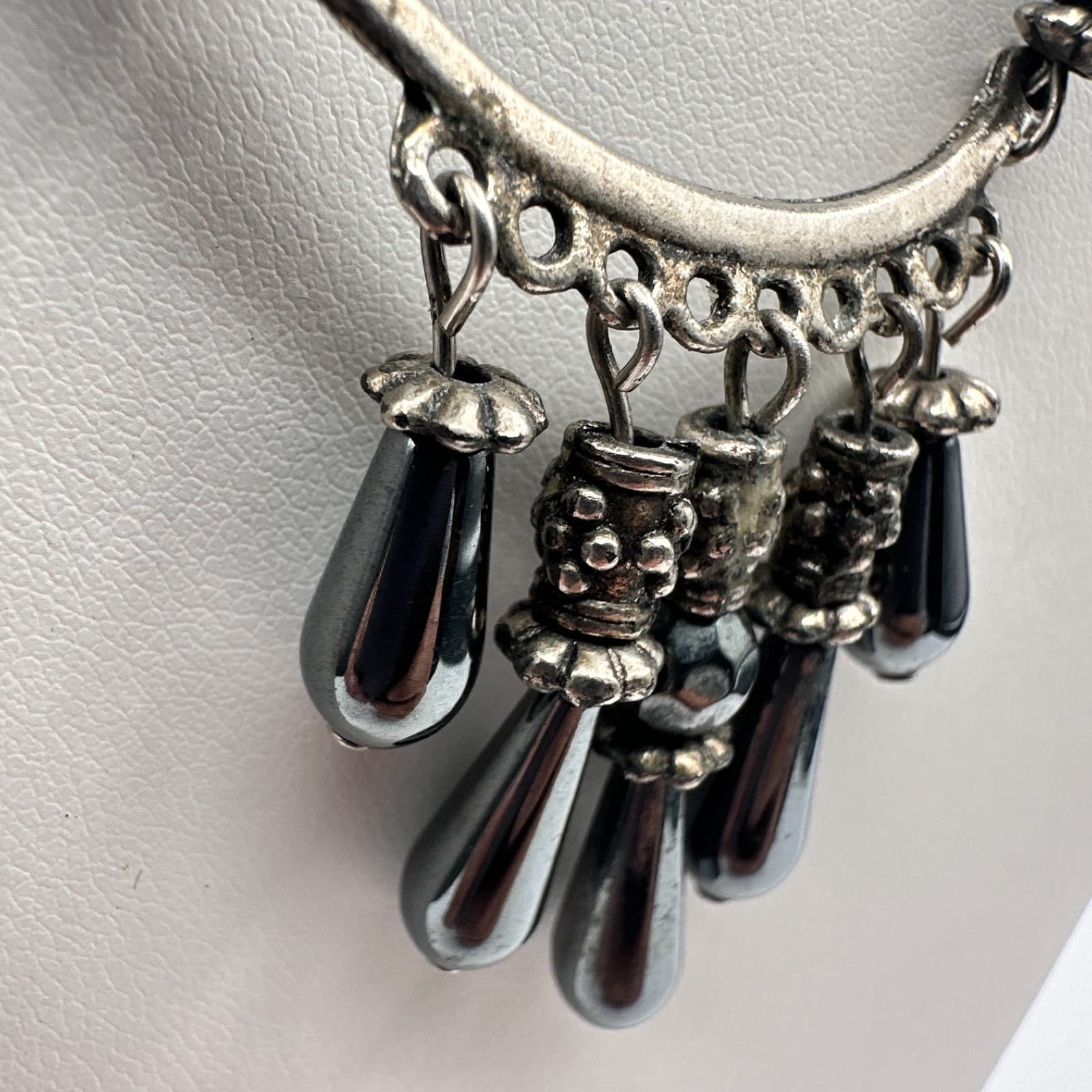 Vintage 90s Hematite Stone Fringe Necklace Silver Tone Dangle Boho Chic Jewelry - Thumbnail 8