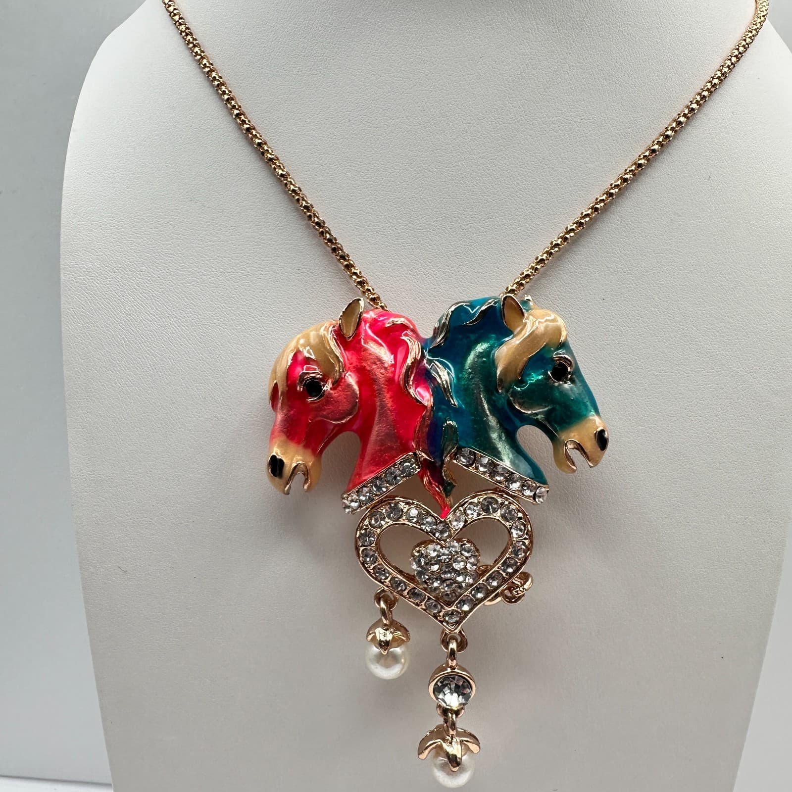 Vintage Y2k Betsy Johnson Rhinestone Pearl Horse Head Heart Pendant Necklace - Thumbnail 5