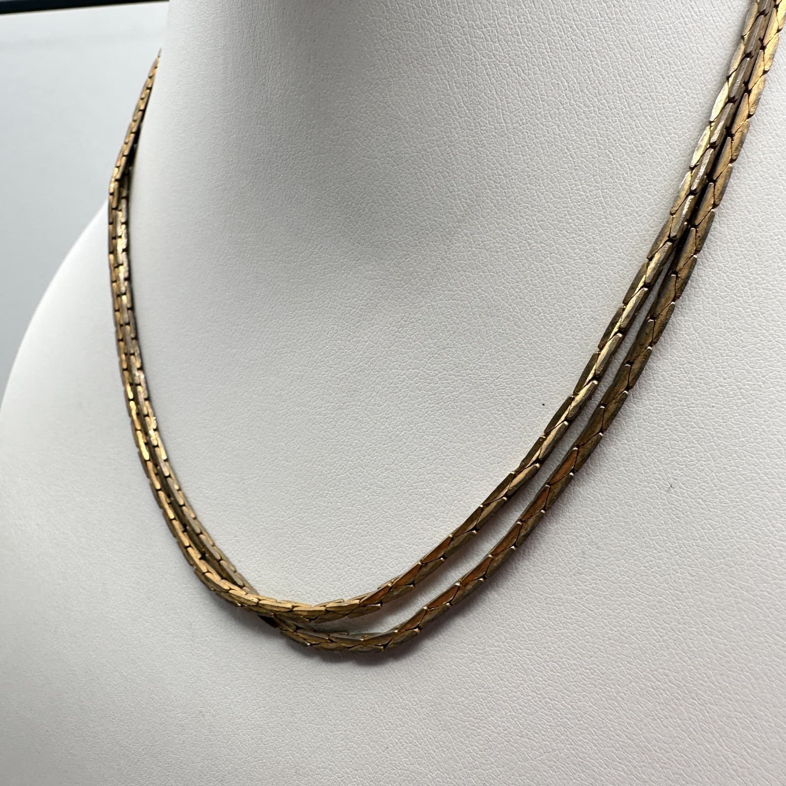 Vintage 90s Gold Tone Herringbone Double Strand Necklace Minimalist Fashion - Thumbnail 7