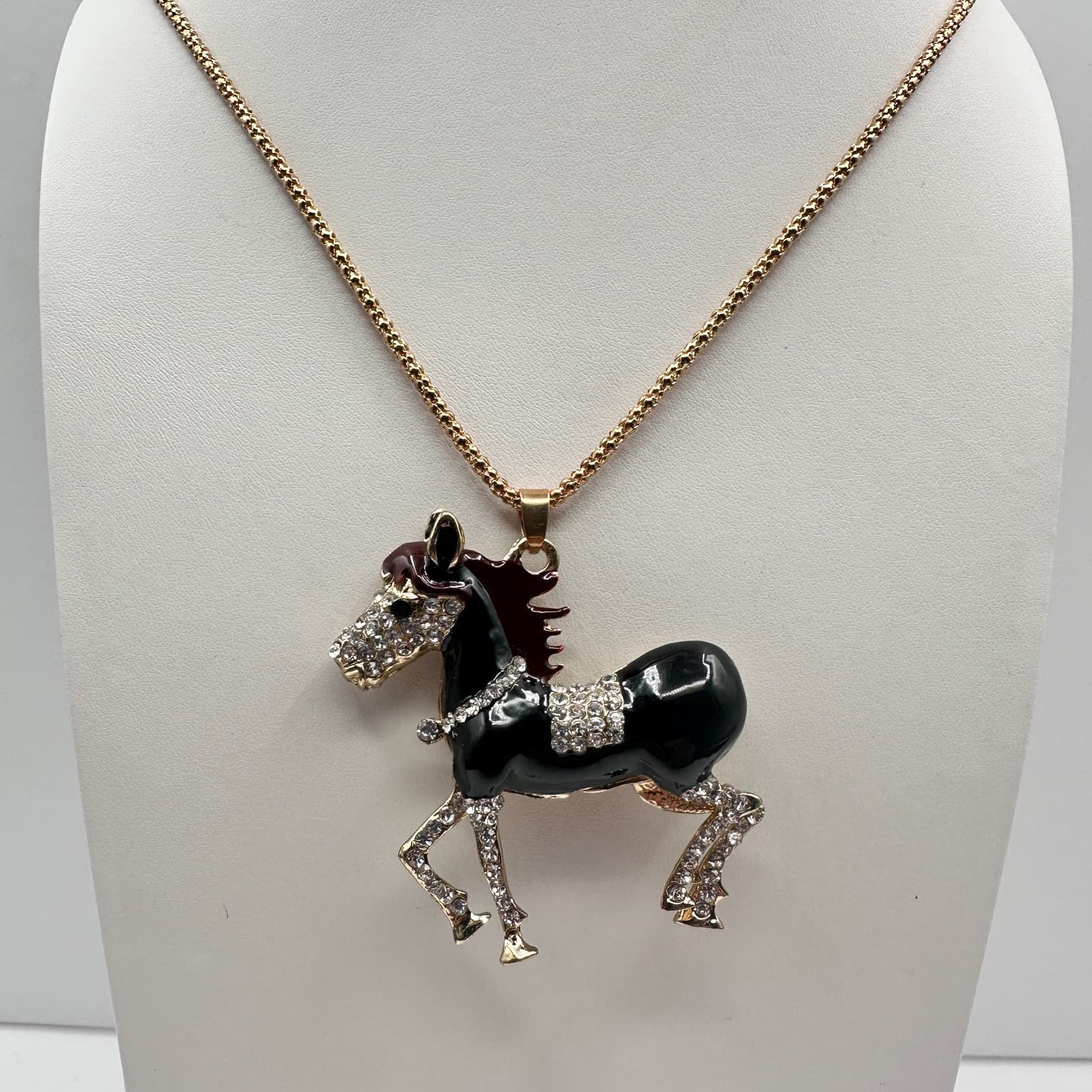 Vintage Y2K Betsy Johnson Horse Pendant Necklace Gold Tone Rhinestone Jewelry - Thumbnail 2