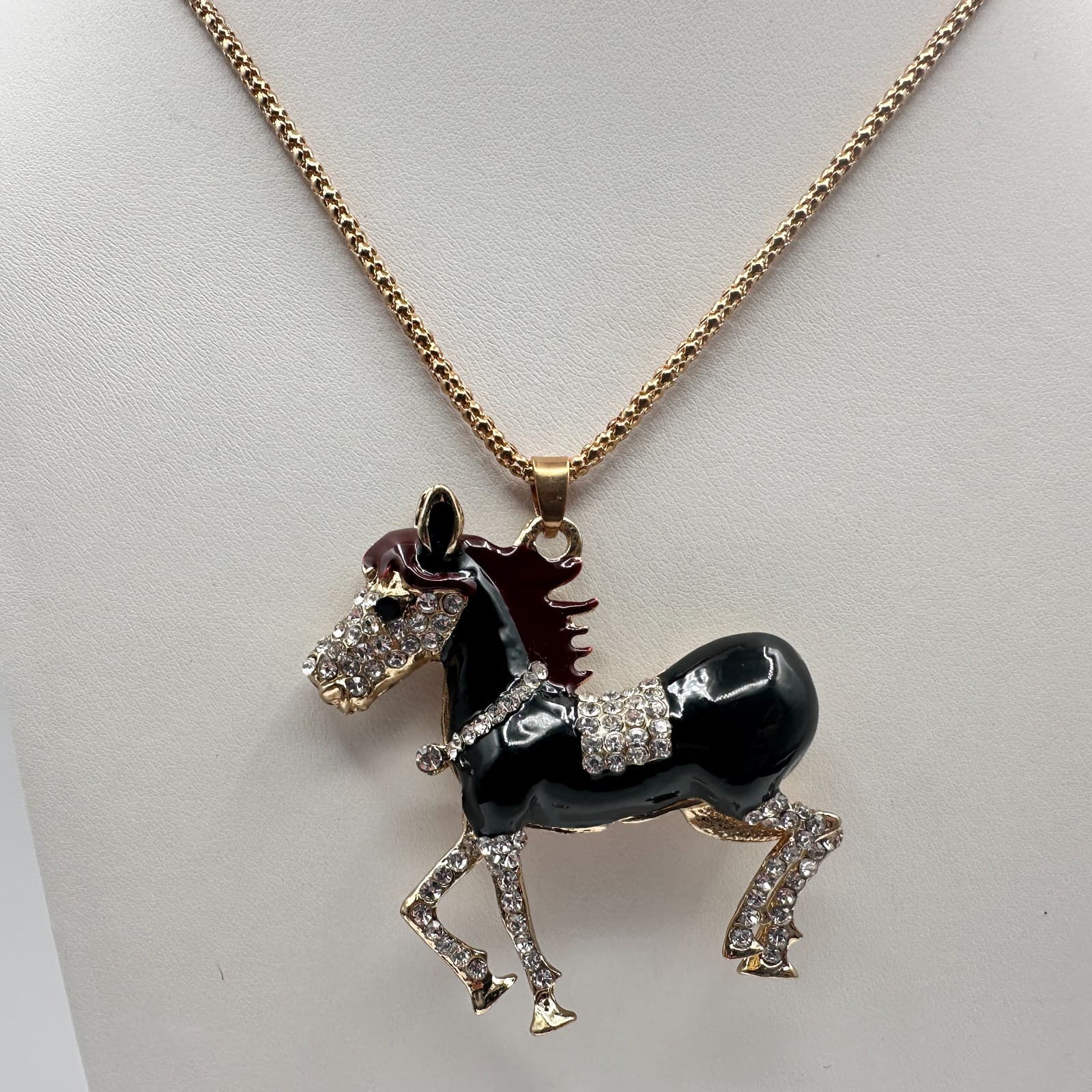 Vintage Y2K Betsy Johnson Horse Pendant Necklace Gold Tone Rhinestone Jewelry - Thumbnail 6