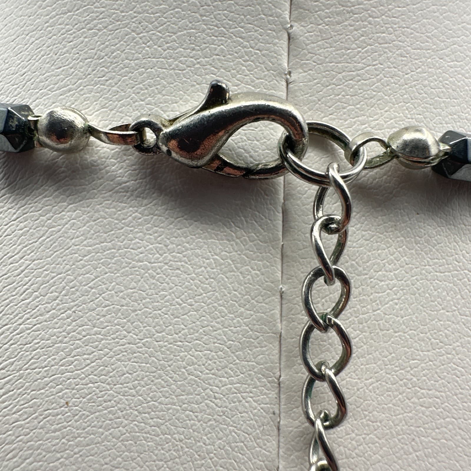 Vintage 90s Hematite Stone Fringe Necklace Silver Tone Dangle Boho Chic Jewelry - Thumbnail 9