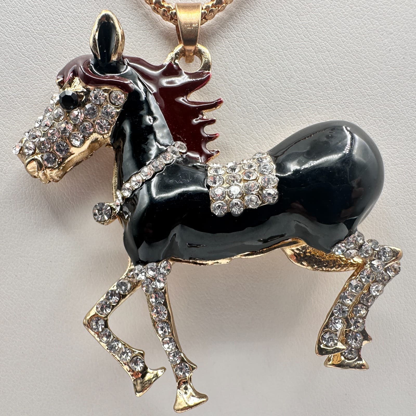 Vintage Y2K Betsy Johnson Horse Pendant Necklace Gold Tone Rhinestone Jewelry - Thumbnail 7
