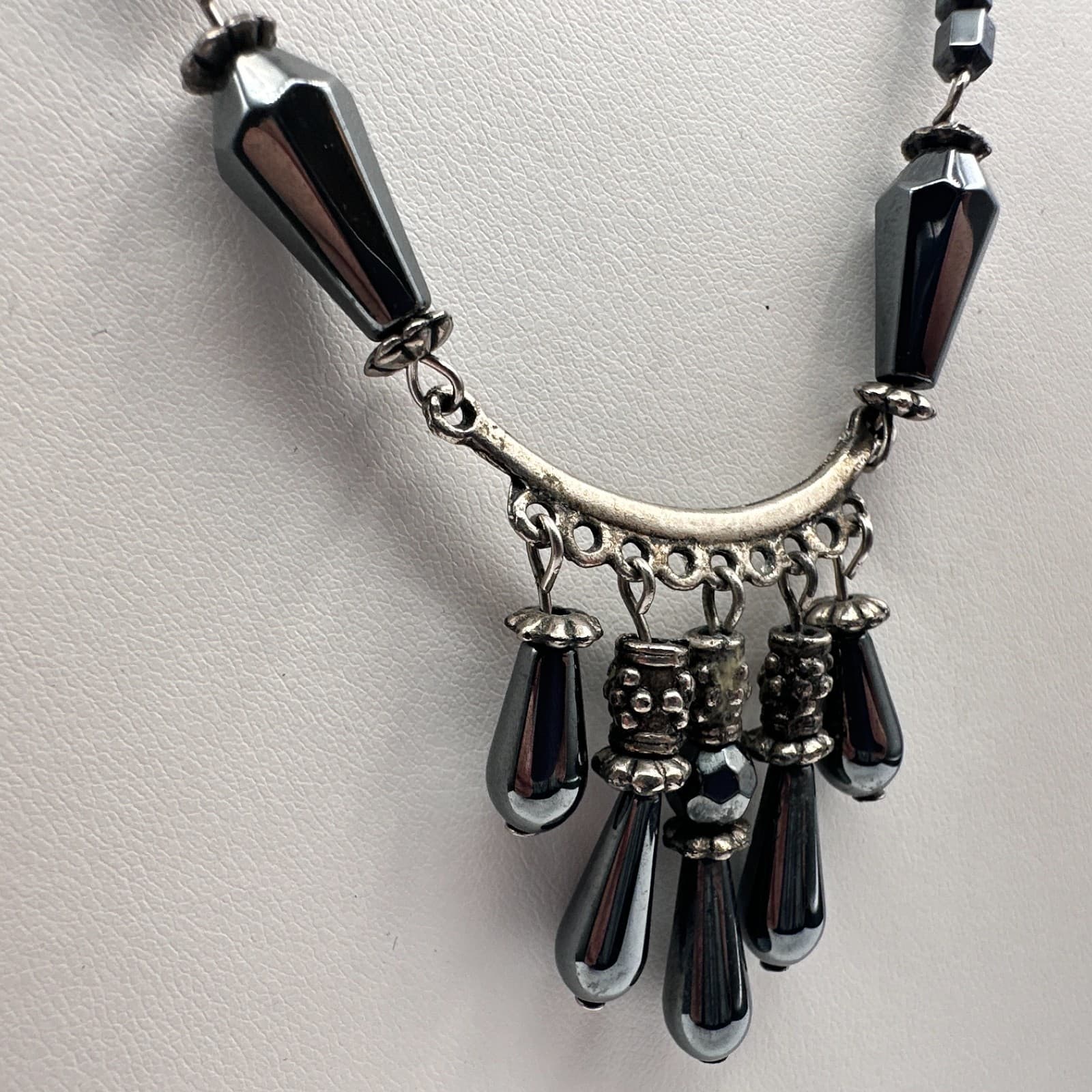 Vintage 90s Hematite Stone Fringe Necklace Silver Tone Dangle Boho Chic Jewelry - Thumbnail 5