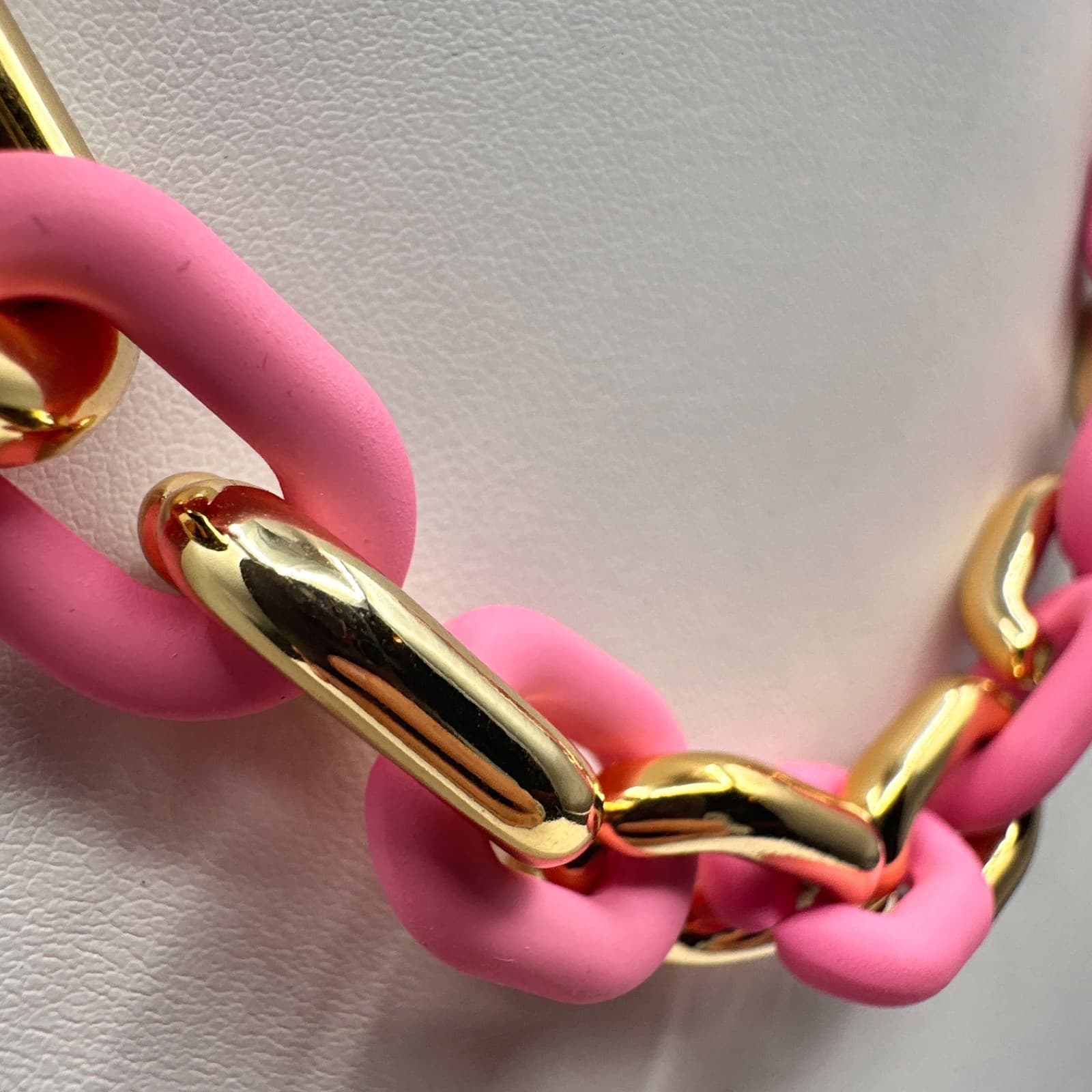 Modern Y2K Pink Gold Tone Chunky Link Chain Necklace Women's Jewelry - Thumbnail 5