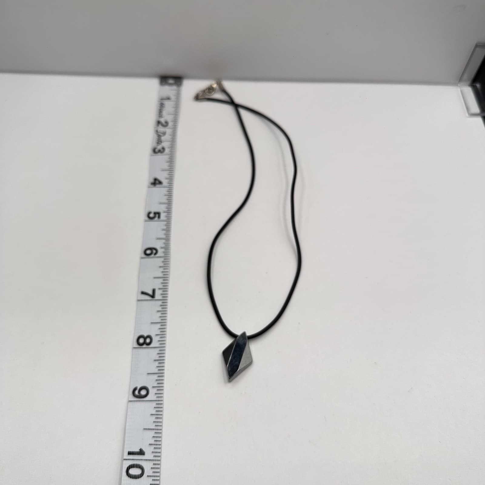 Vintage 90s Silver Geometric Diamond-shaped Rhombus Pendant Black Cord Necklace - Thumbnail 8