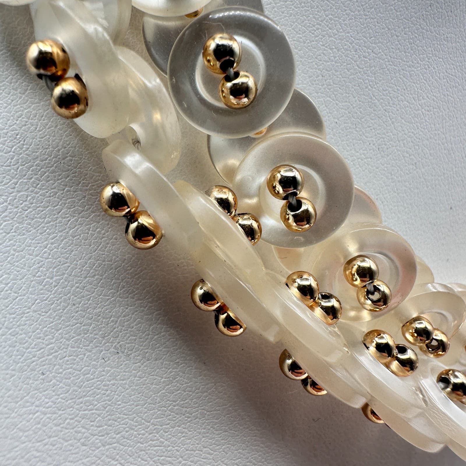 Vintage 90s White MOP Shell Button Collar Necklace Gold Tone Beads Runway Style - Thumbnail 3